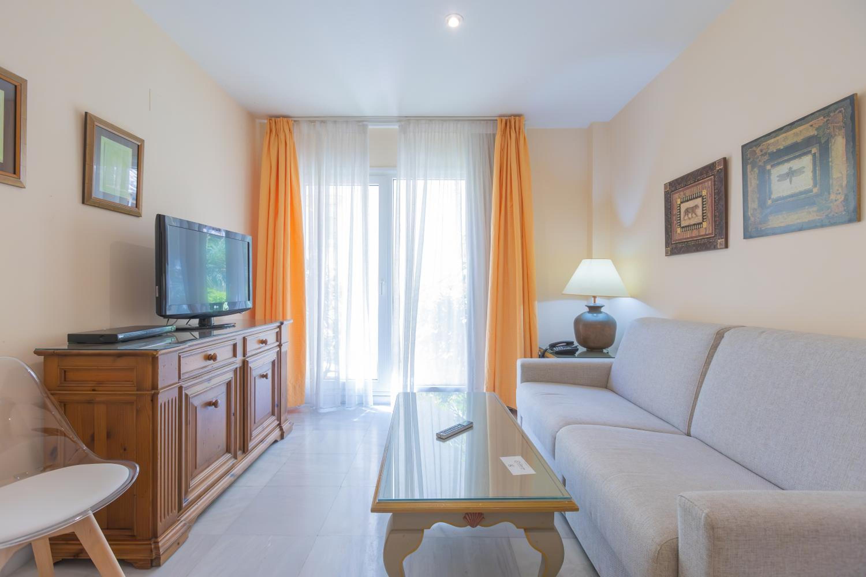 El Puerto de Santa Maria Vacations - Apartamentos Soho Boutique Vistahermosa - Property Image 32
