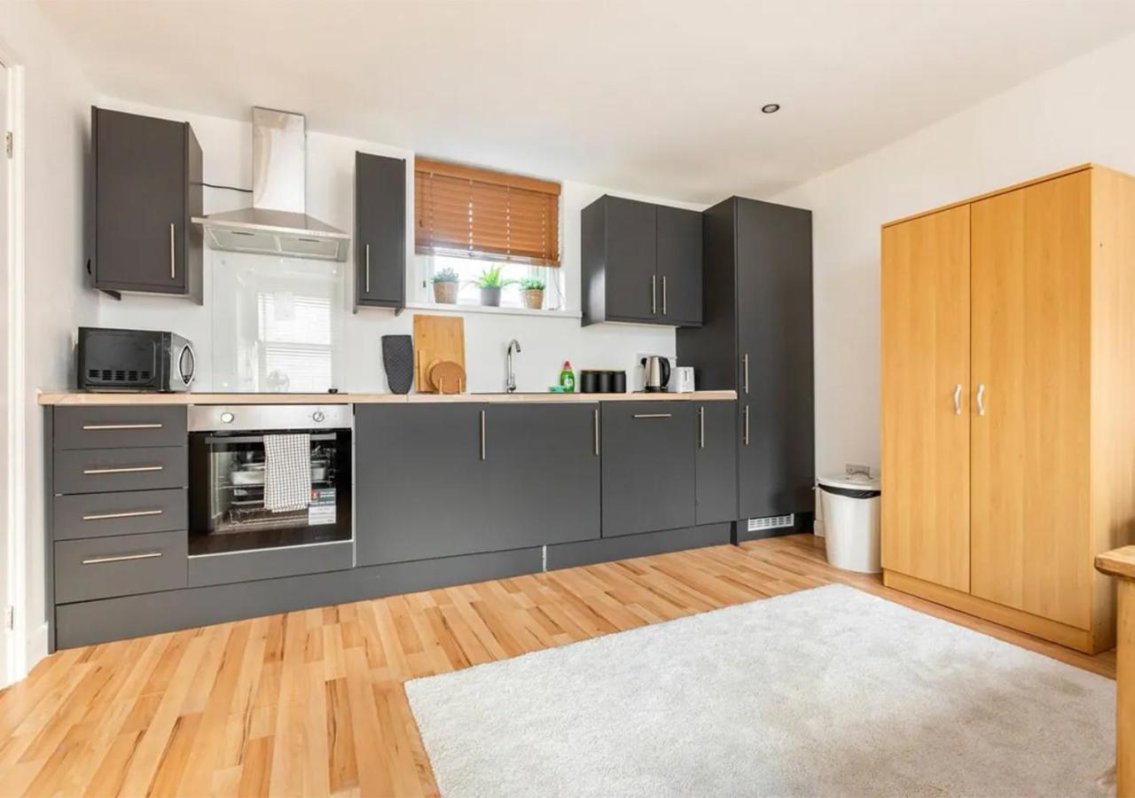Modern Studio Apartment In Shoreditch photo 4