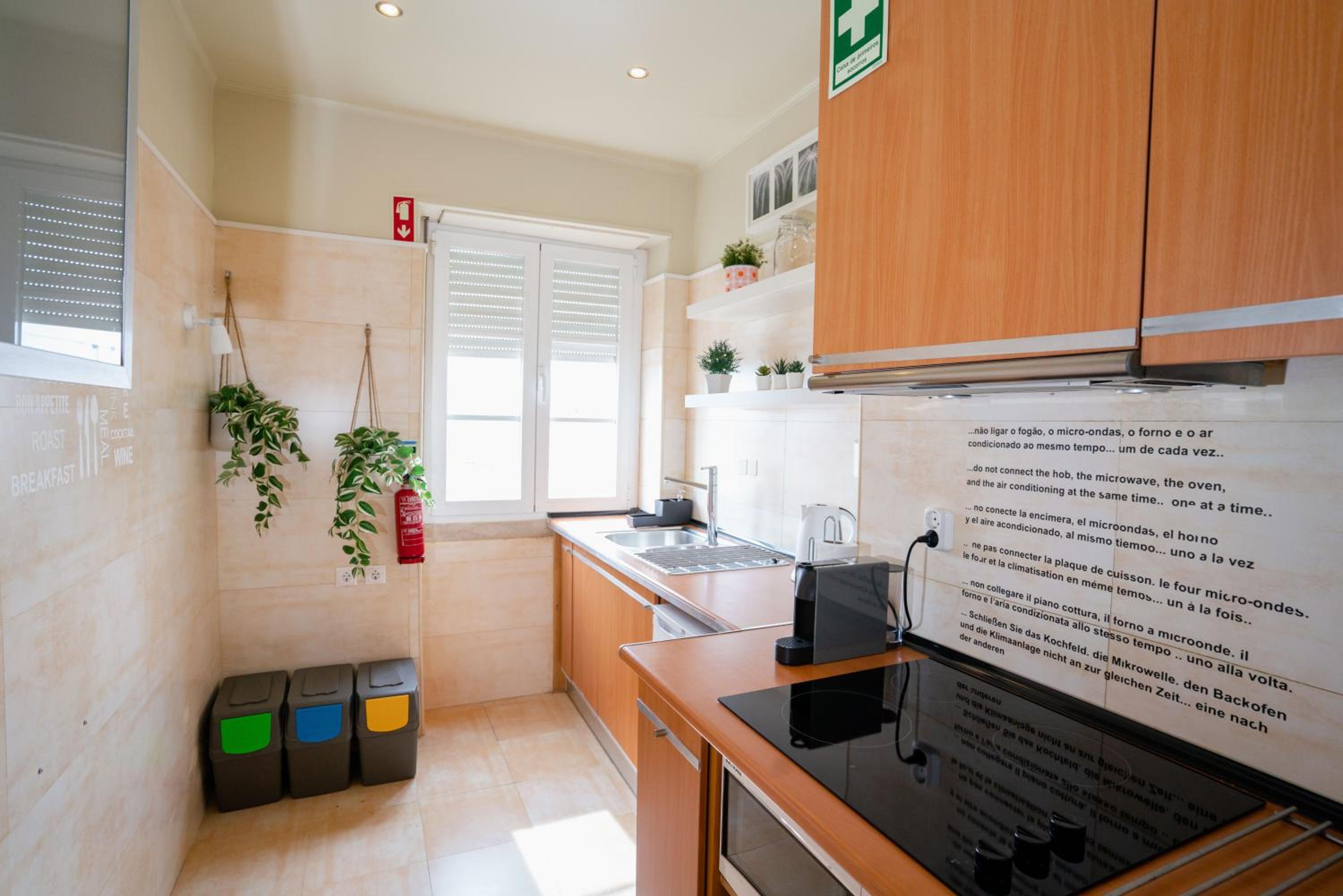 Alameda Apartments & Rooms
