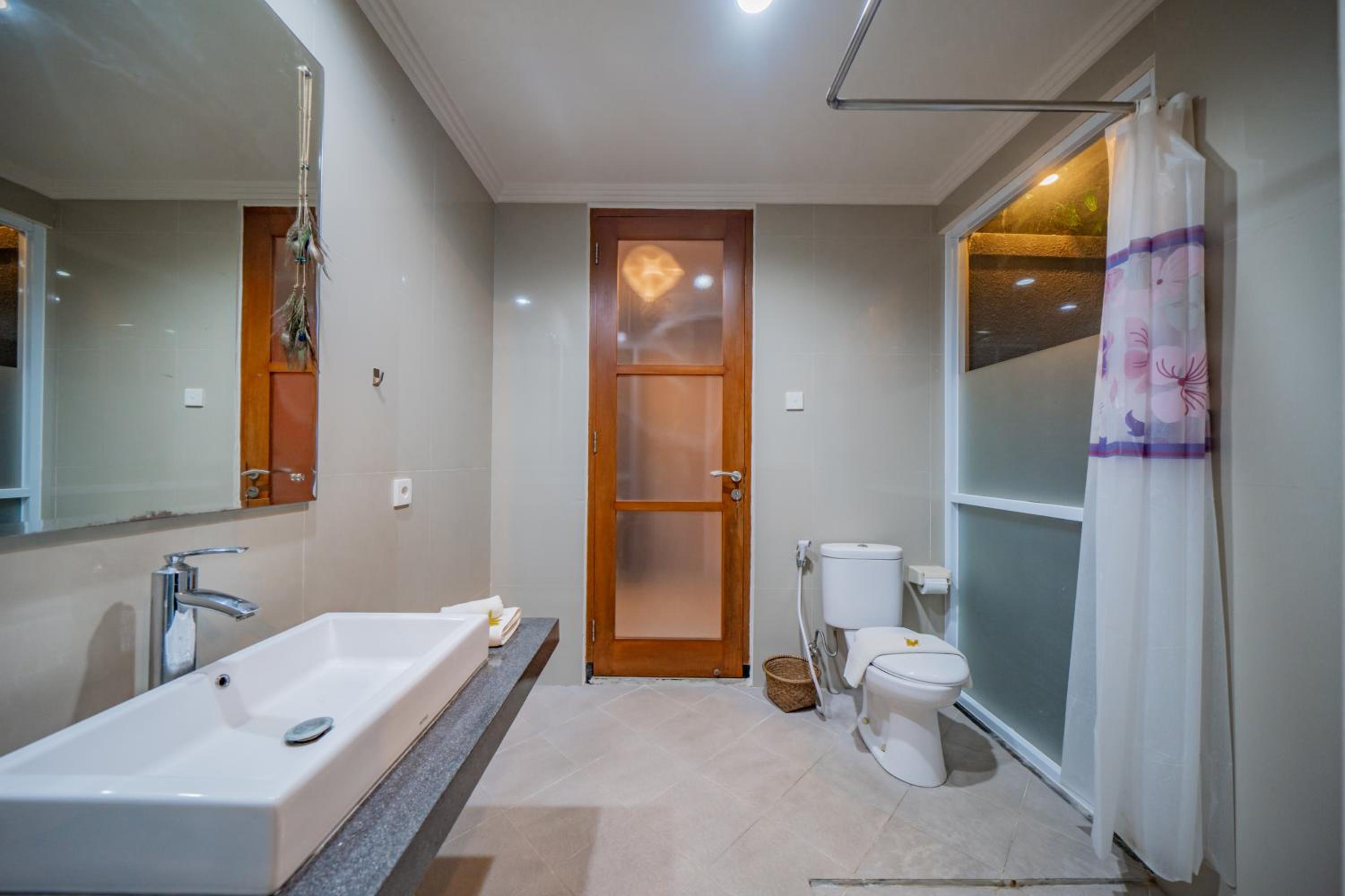4BR w/ Pool- Ultimate Comfort in Umalas view 3