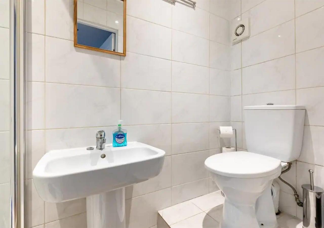 Modern Studio Apartment In Shoreditch photo 3