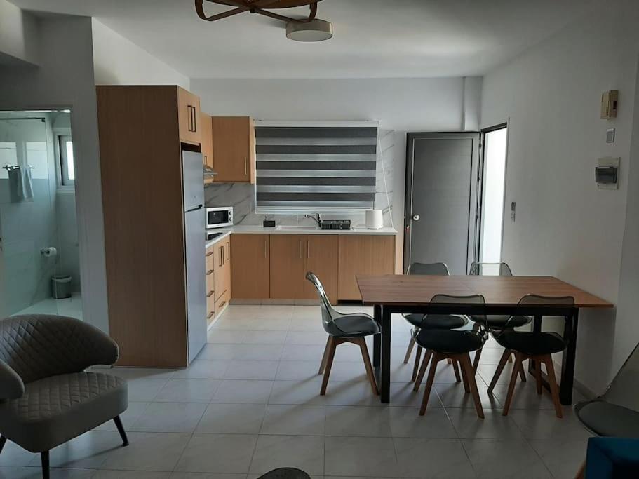 Fig Tree Blue Apartment-141
