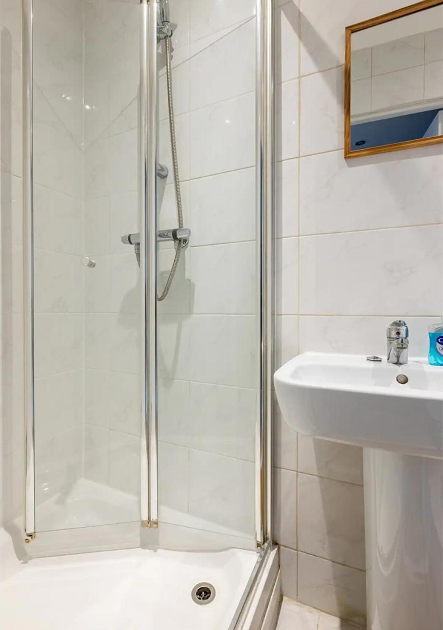 Modern Studio Apartment In Shoreditch photo 2