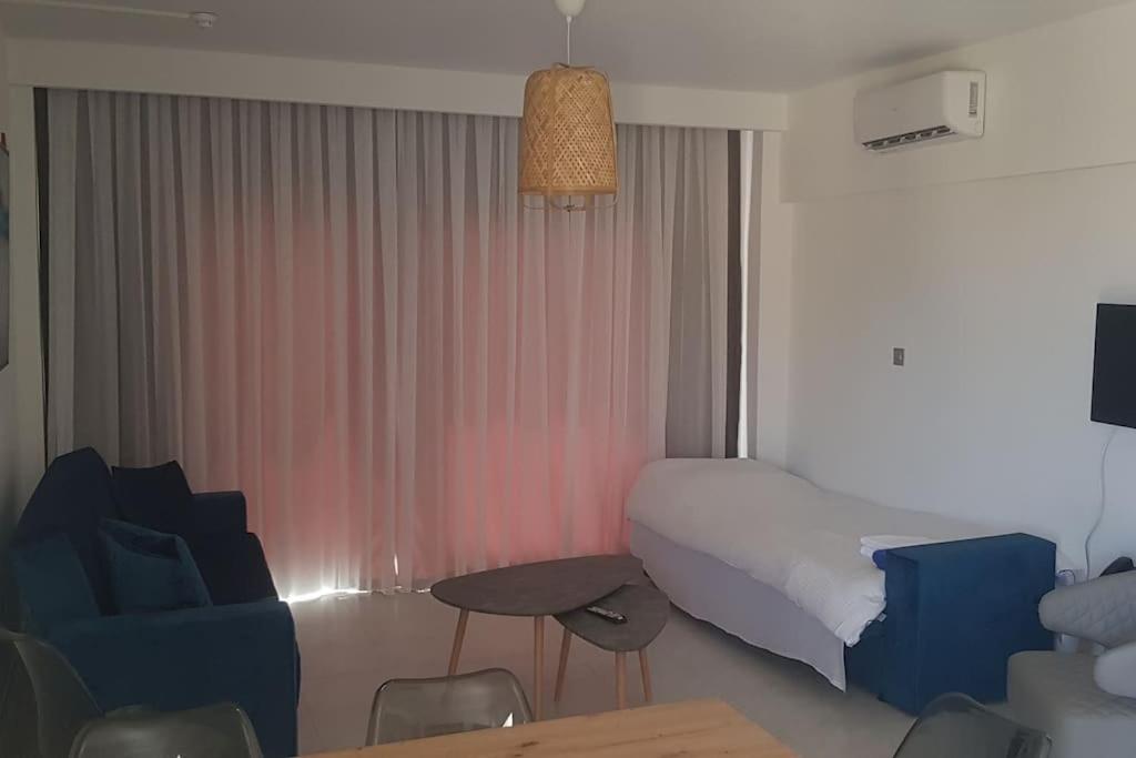 Fig Tree Island Apartment-144