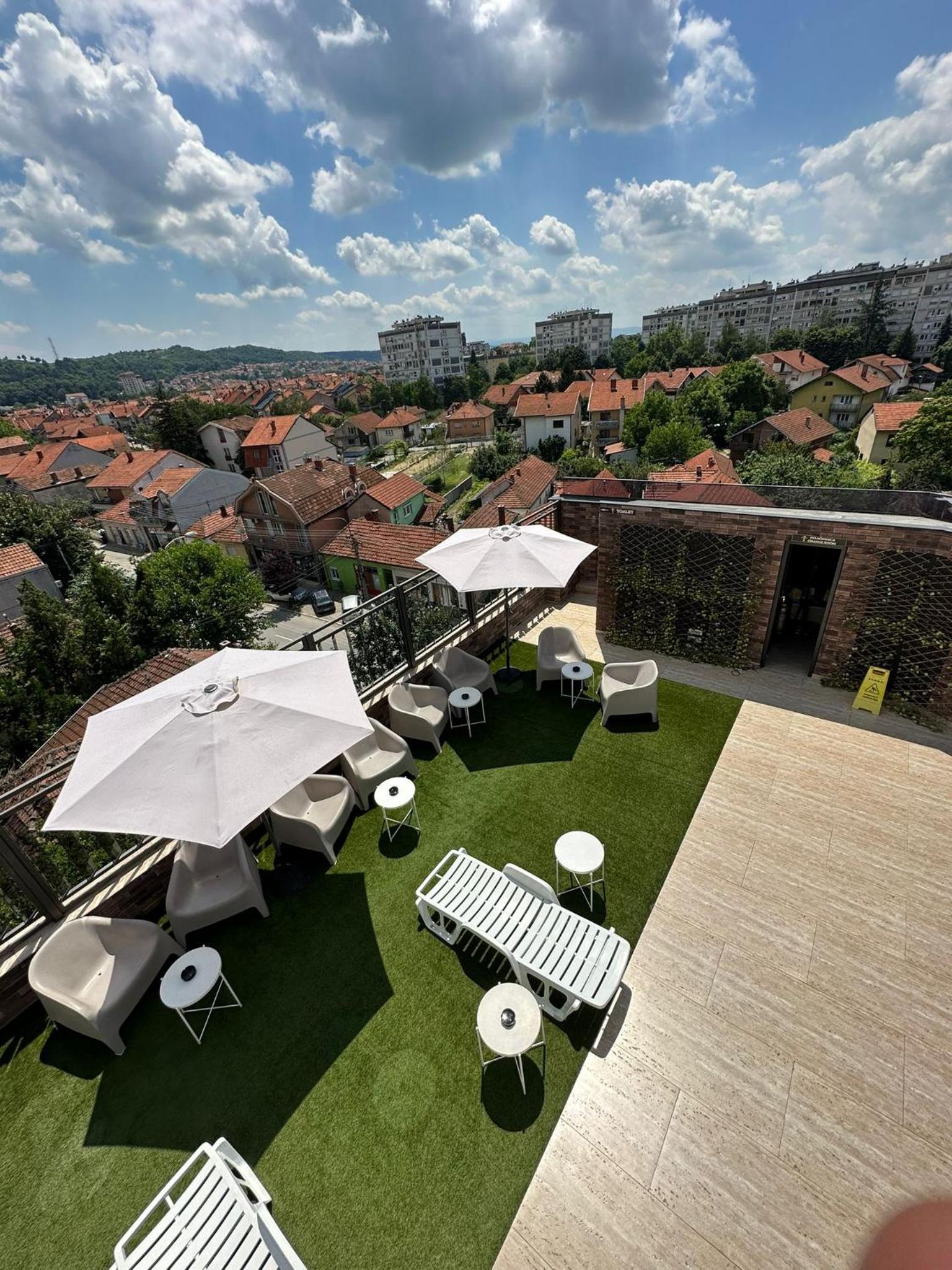 Sky apartmani & spa-Vip Lux DOO view 2