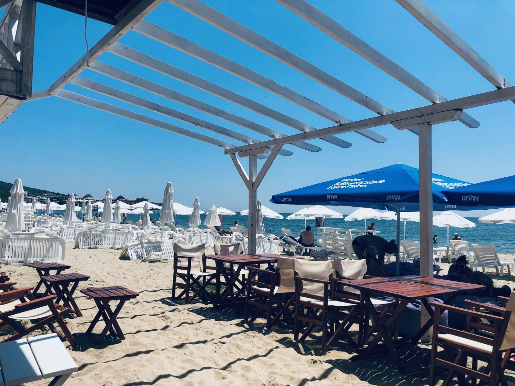 Beautiful apartment right by the sea, Sveti Vlas