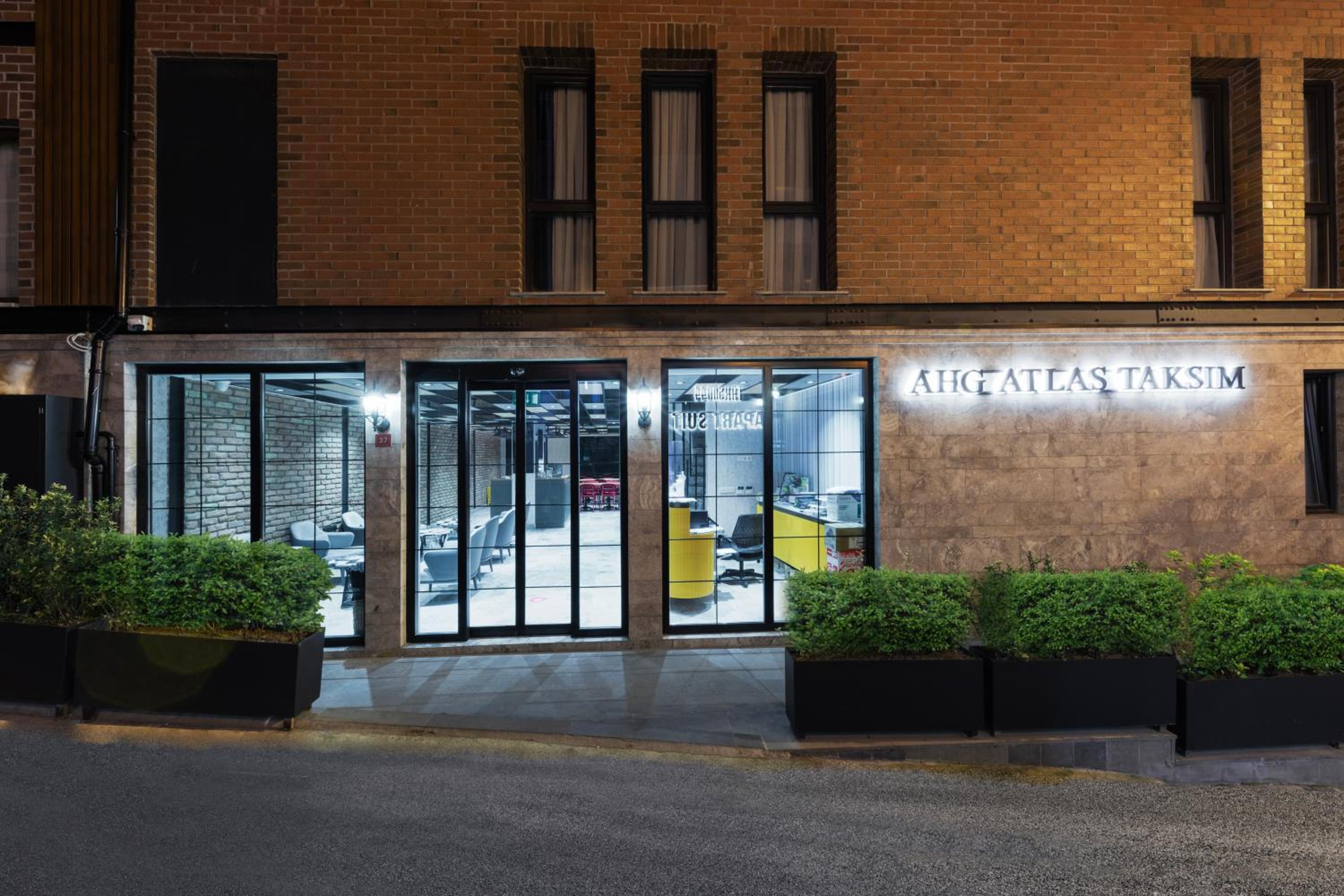 AHG Atlas Otel Taksim - Image 24