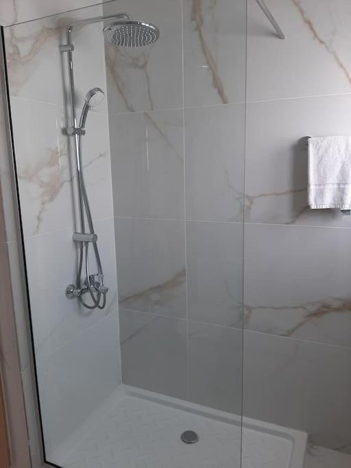 Fig Tree Aqua Apartment-143