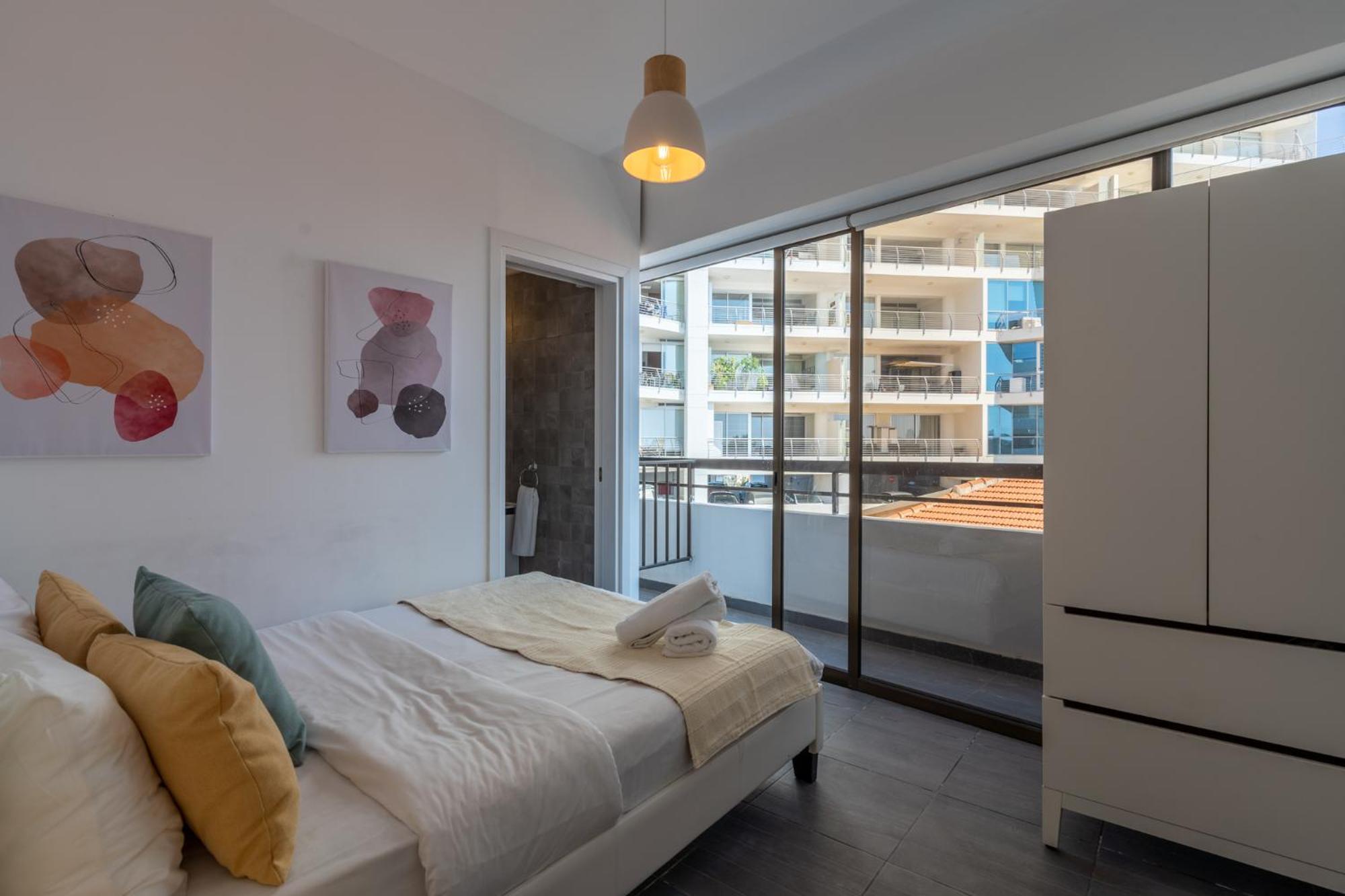 Fiesta 1-Bedroom Apartment in Larnaca