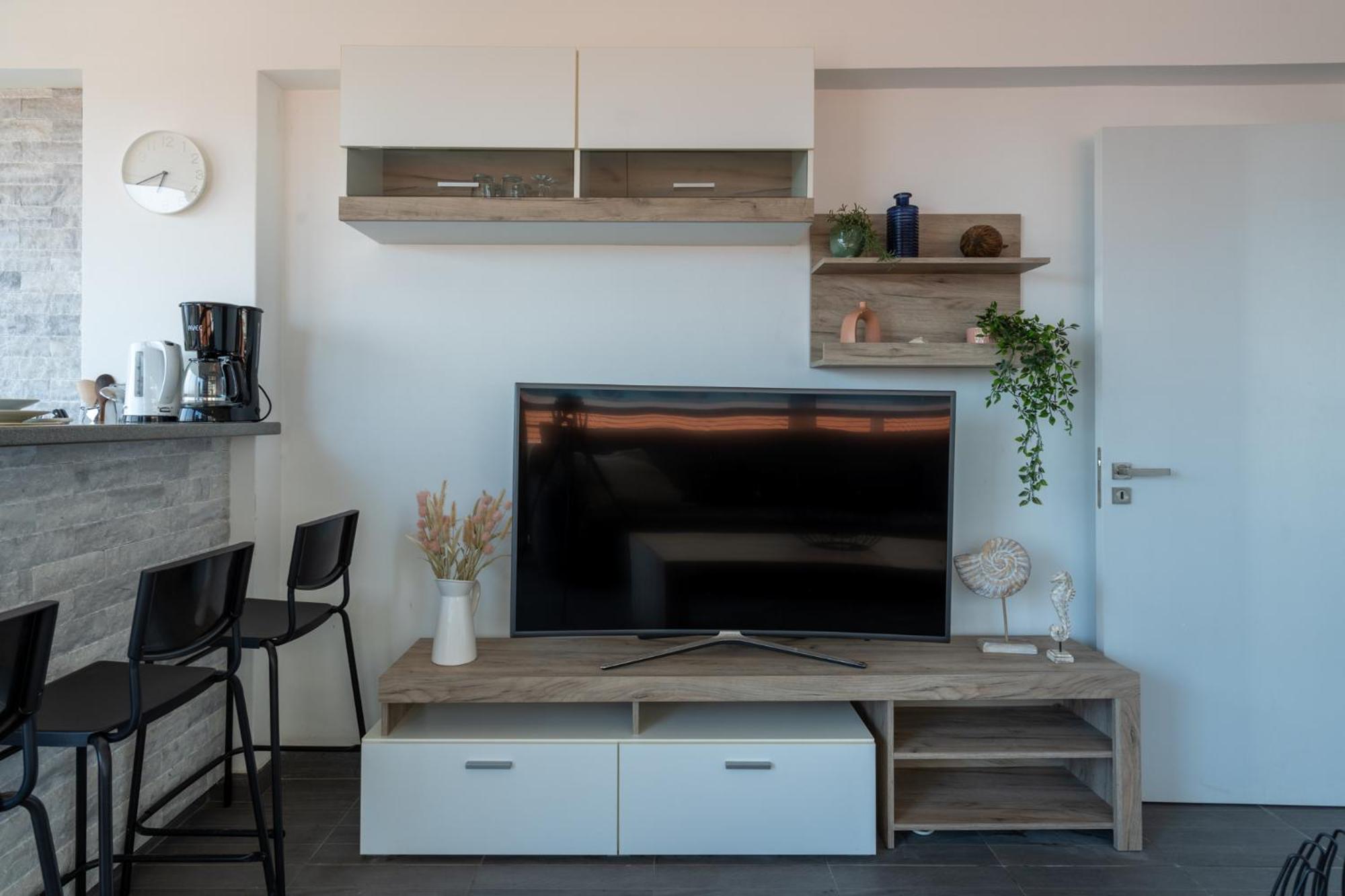 Fiesta 1-Bedroom Apartment in Larnaca