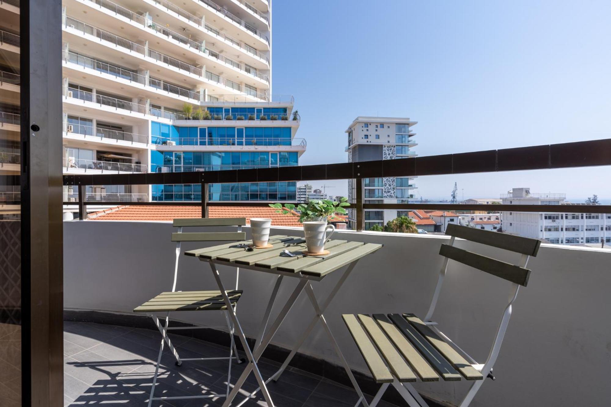 Fiesta 1-Bedroom Apartment in Larnaca