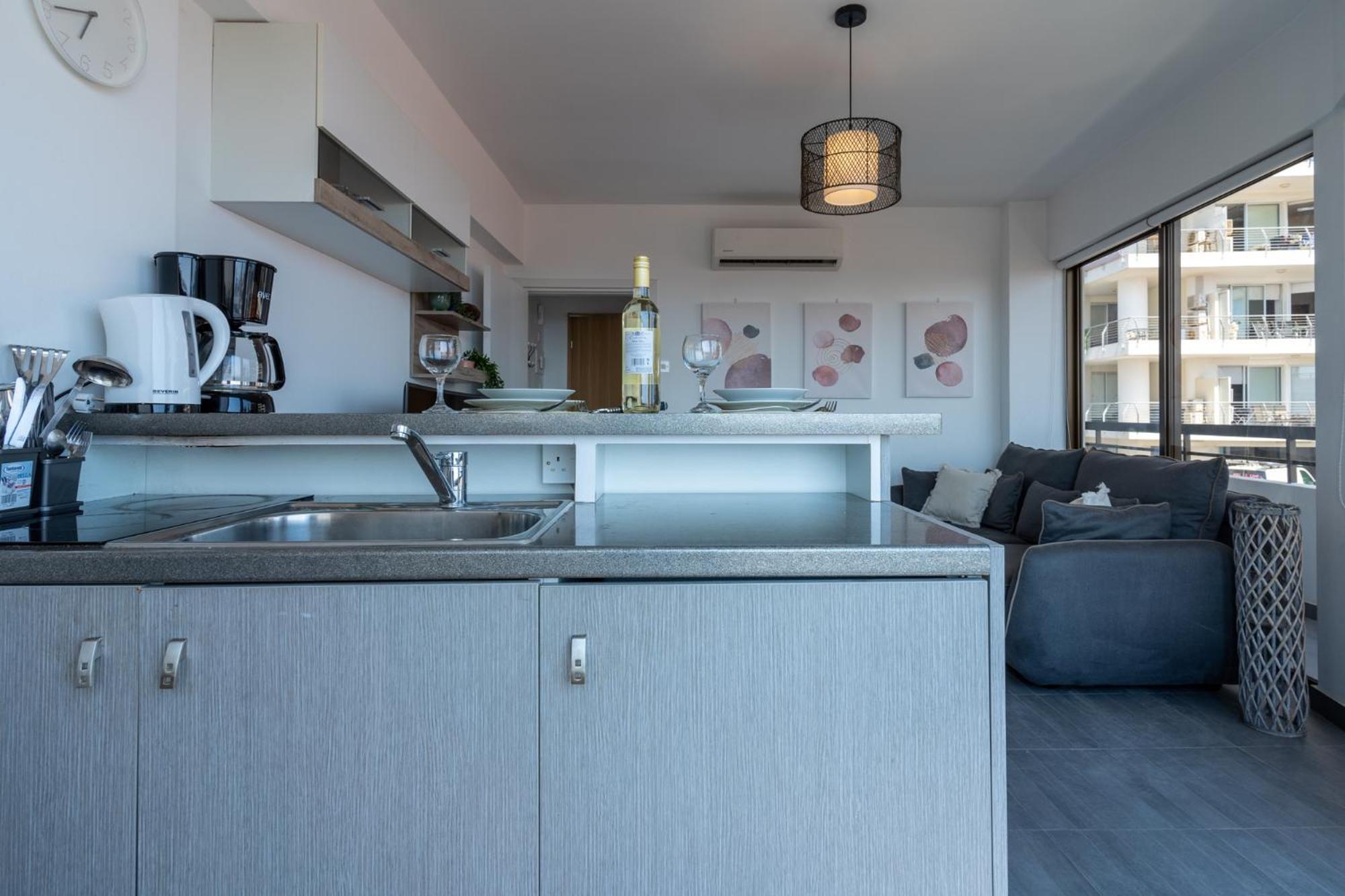 Fiesta 1-Bedroom Apartment in Larnaca