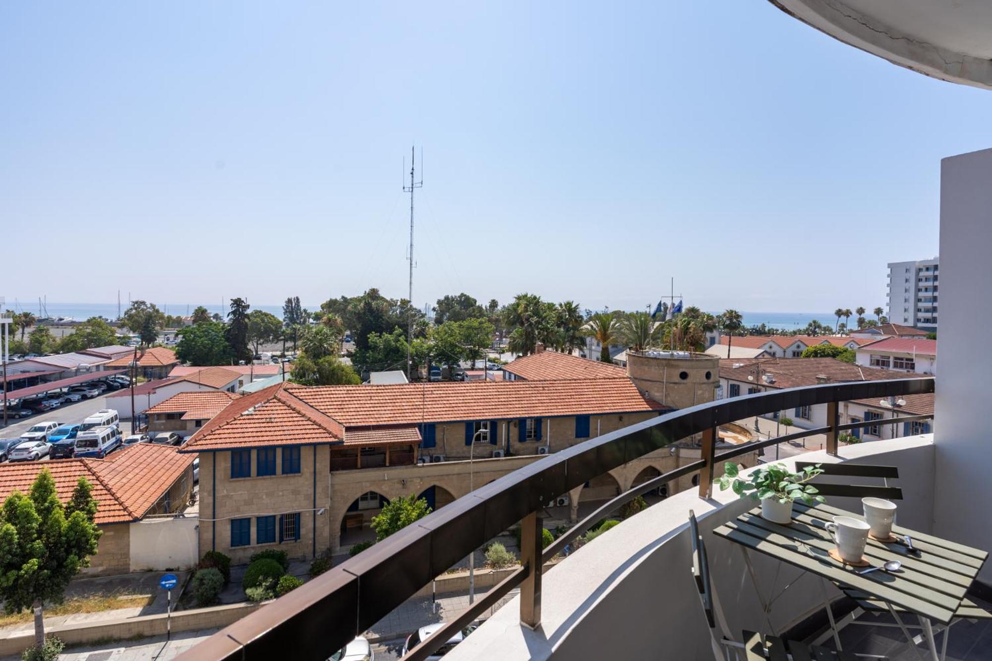 Fiesta 1-Bedroom Apartment in Larnaca
