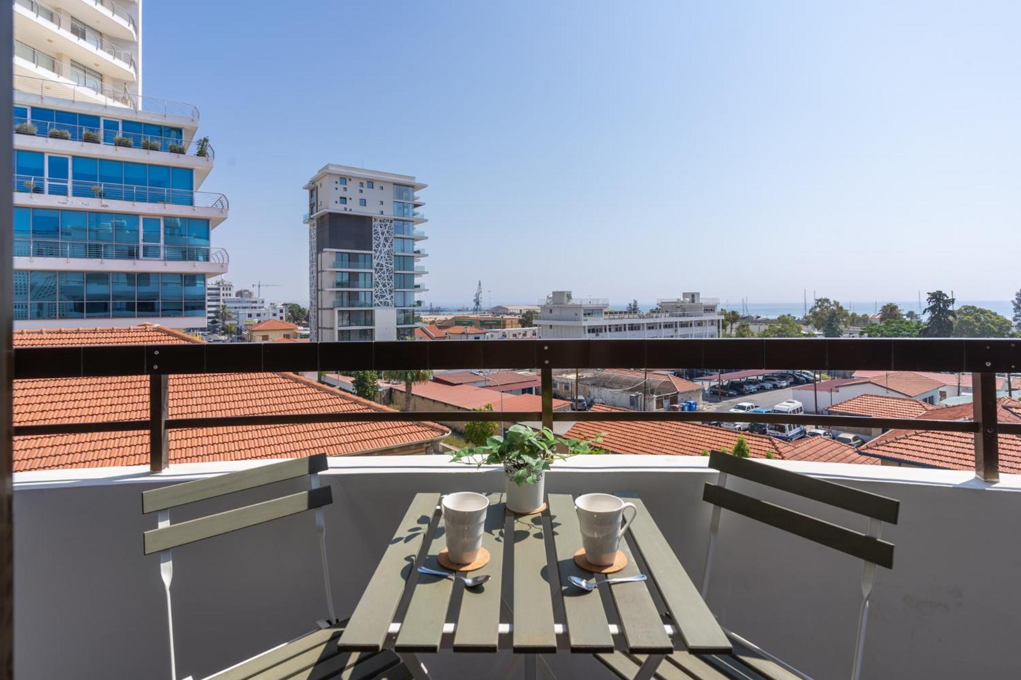 Fiesta 1-Bedroom Apartment in Larnaca