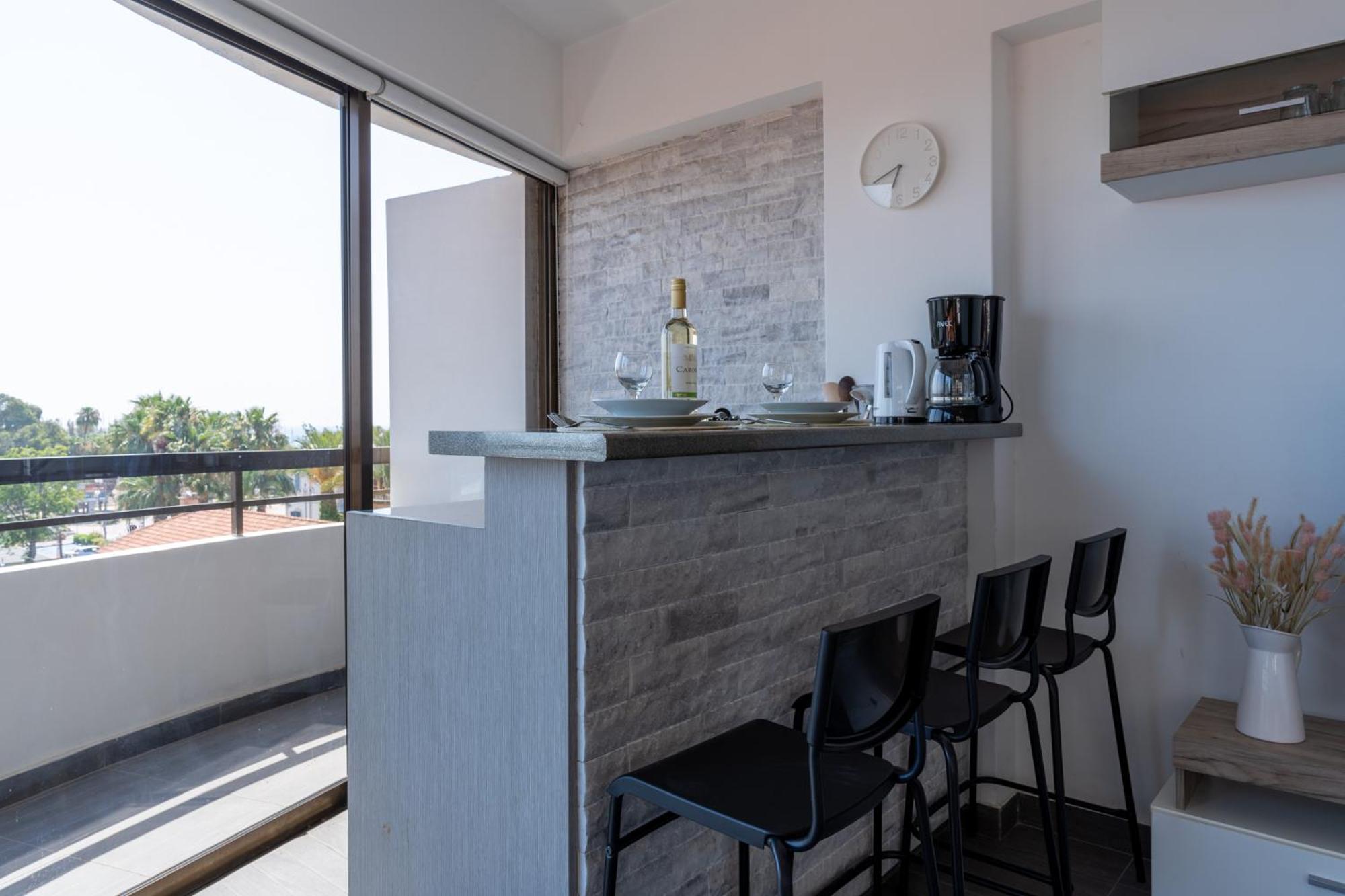 Fiesta 1-Bedroom Apartment in Larnaca