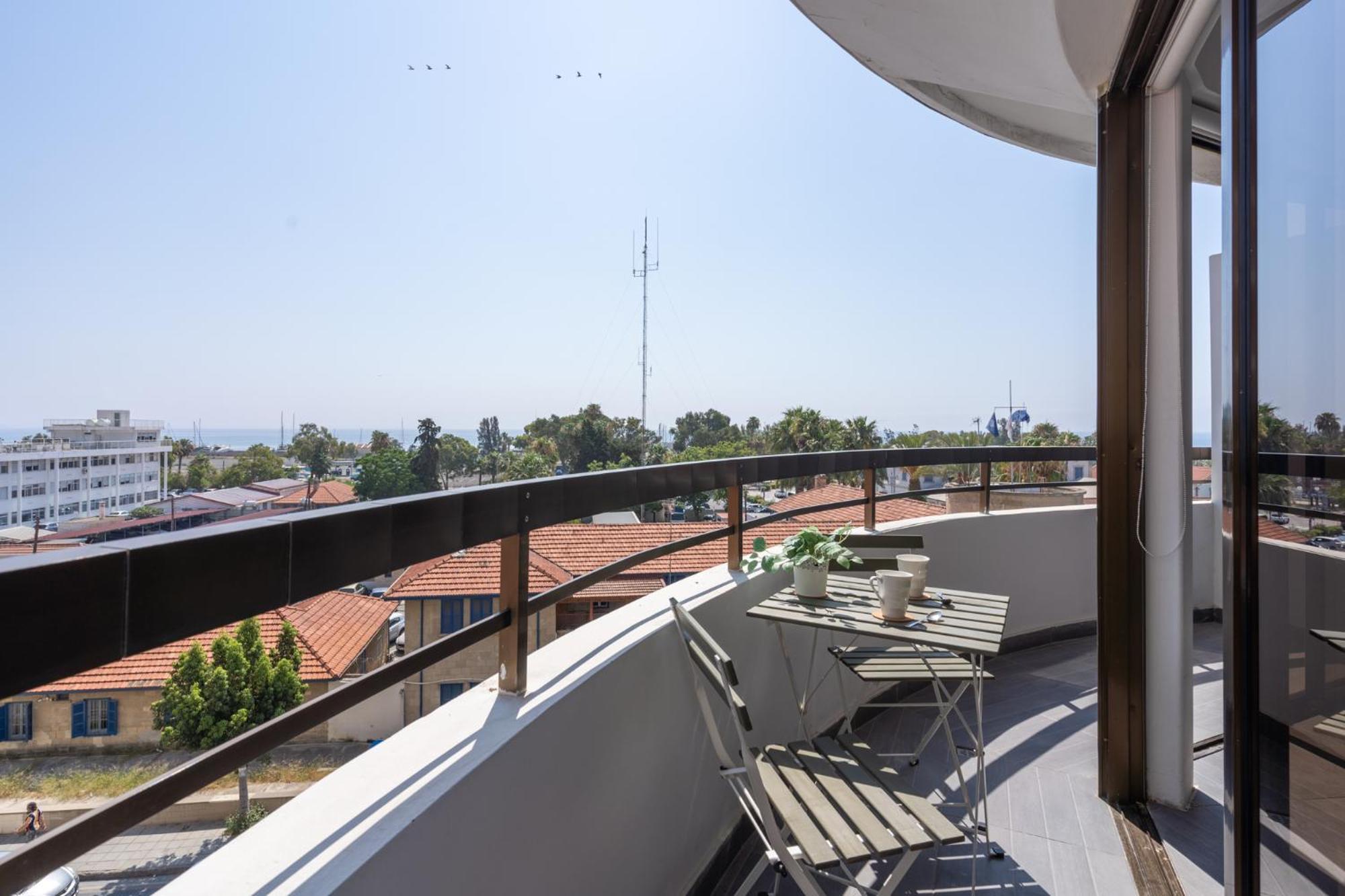 Fiesta 1-Bedroom Apartment in Larnaca