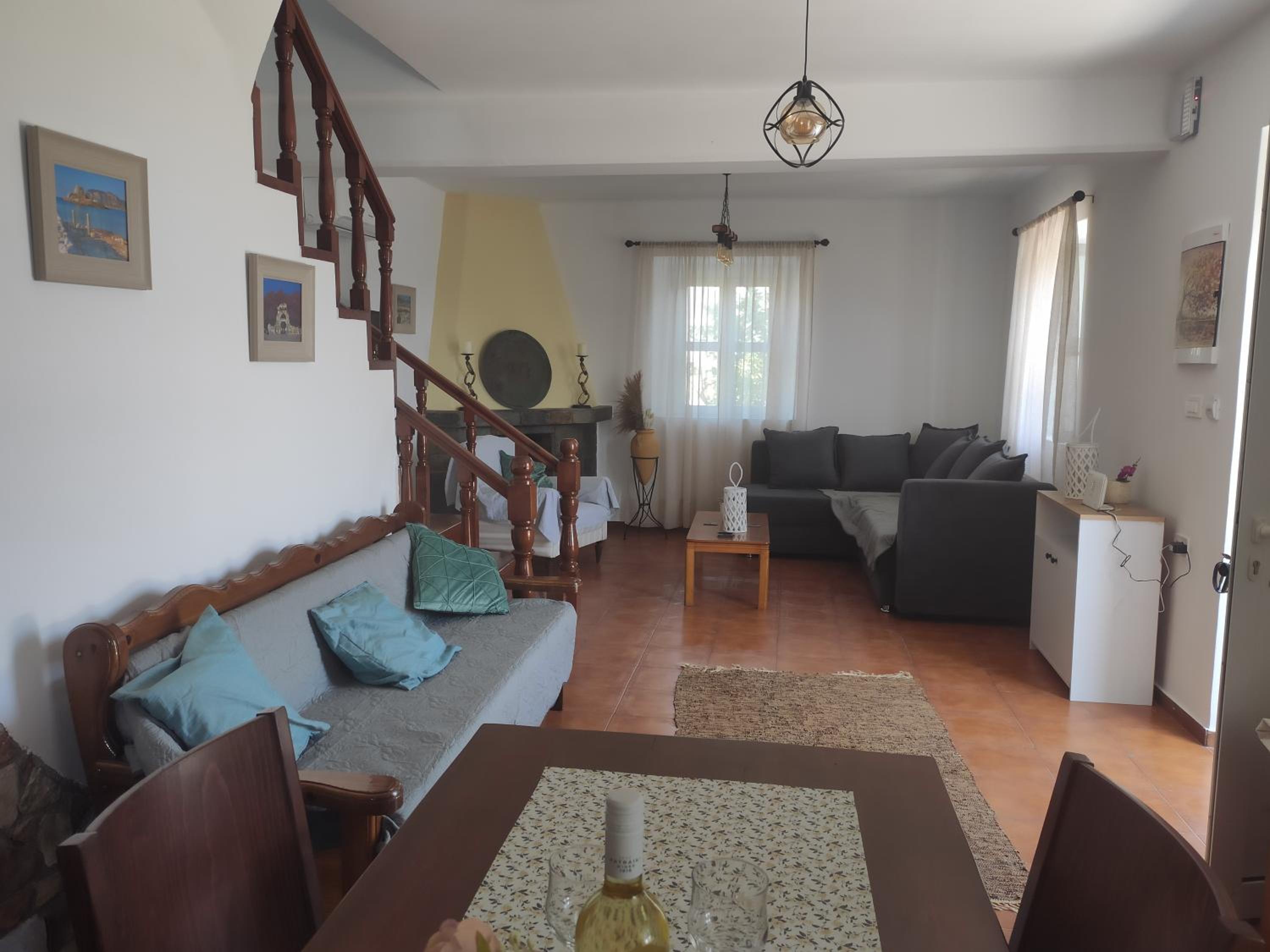 Traditional Kos villa with swimming pool, lawn yard and bbq photo 4