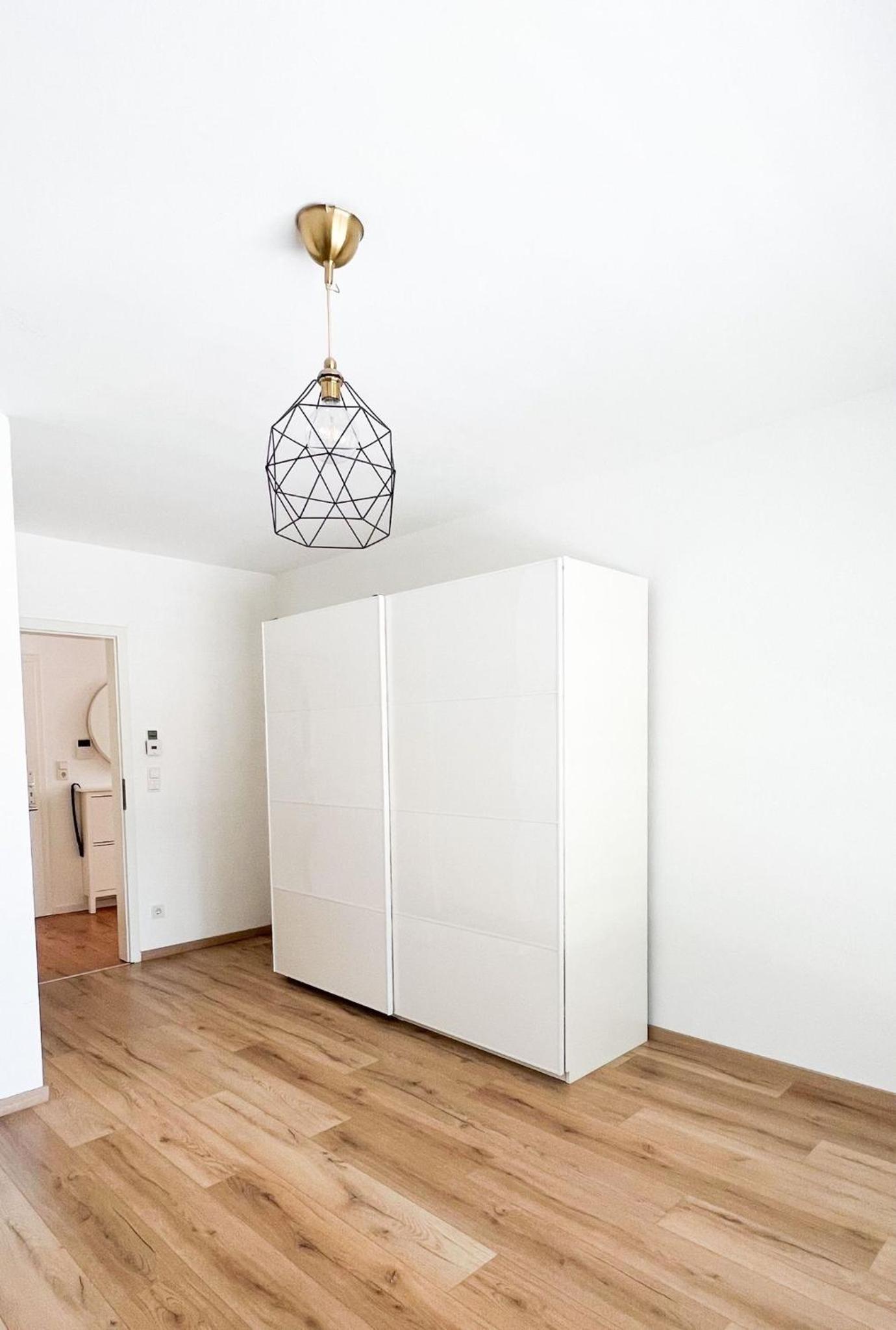 2 ZKB Apartment in Mannheim Küche - Parken - Großer TV