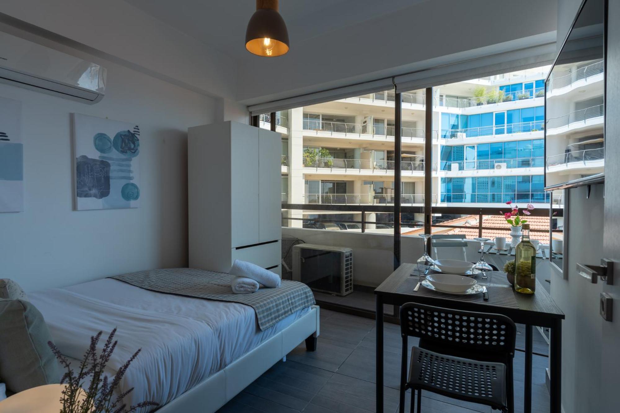 Burst Studio W/ Balcony in Larnaca