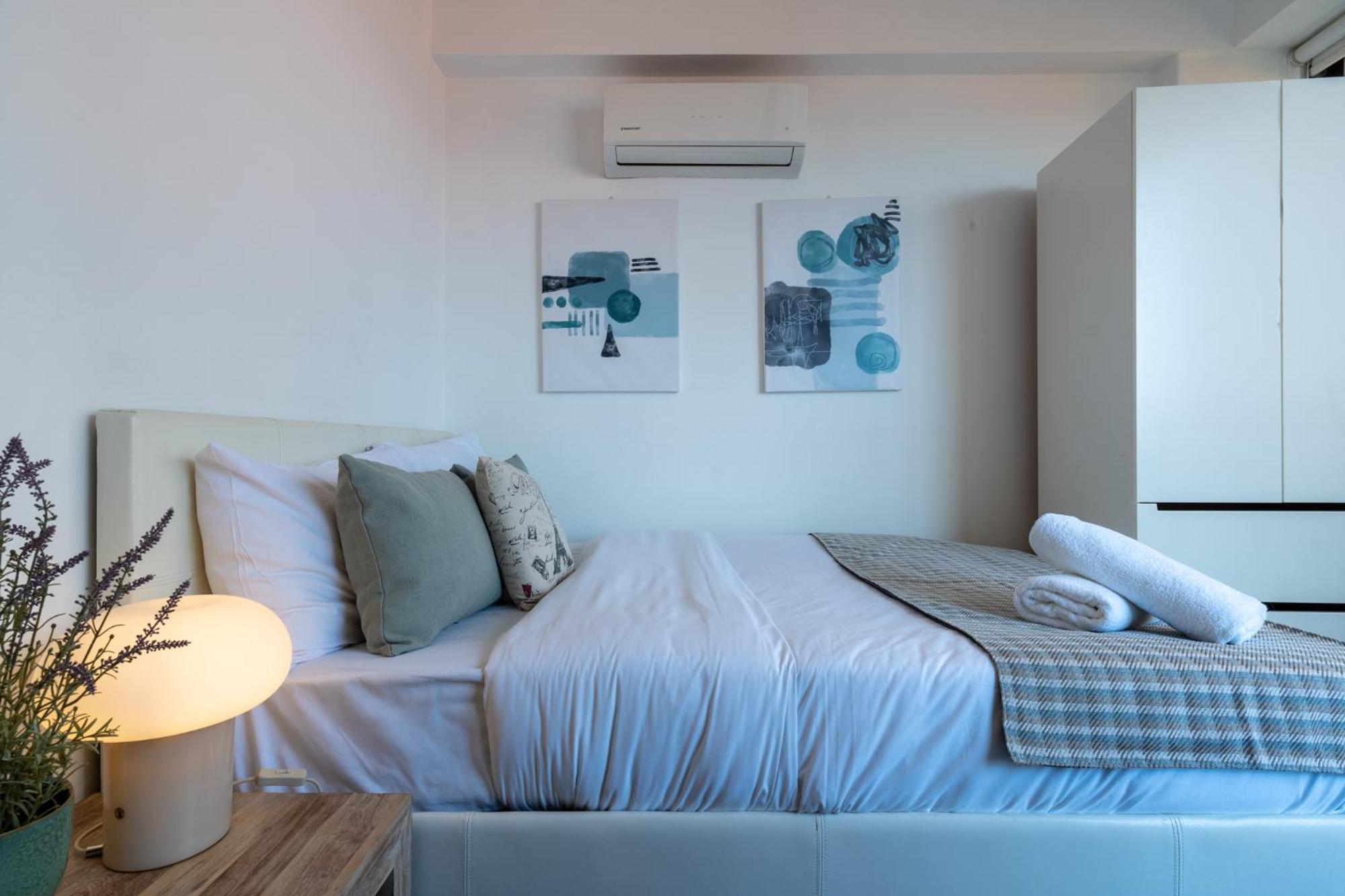 Burst Studio W/ Balcony in Larnaca