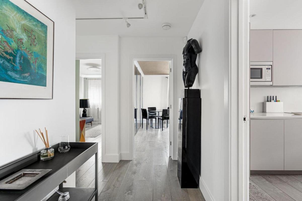 2 bedroom apartment in the heart of Knightsbridge
