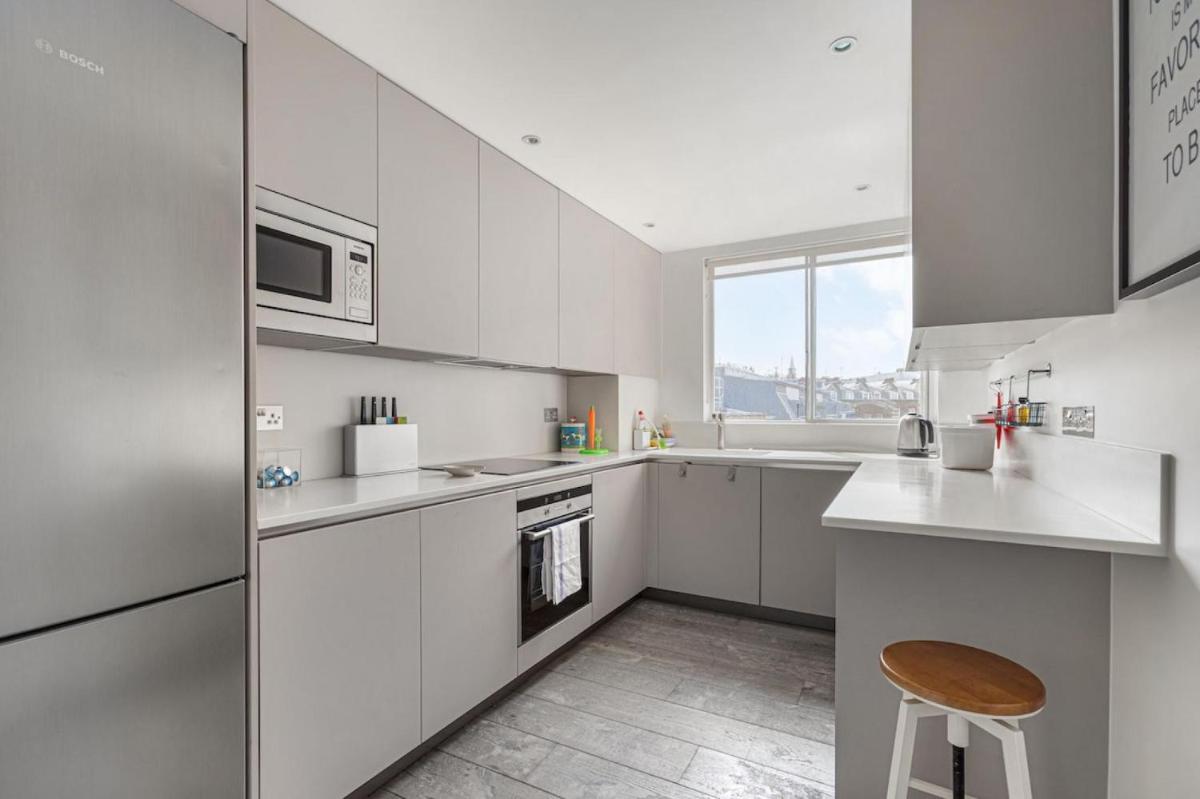 2 bedroom apartment in the heart of Knightsbridge