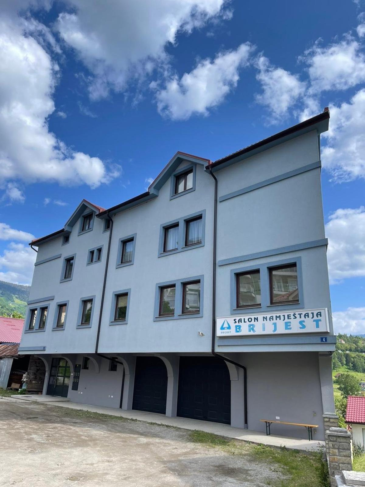 Apartments & Rooms Brijest