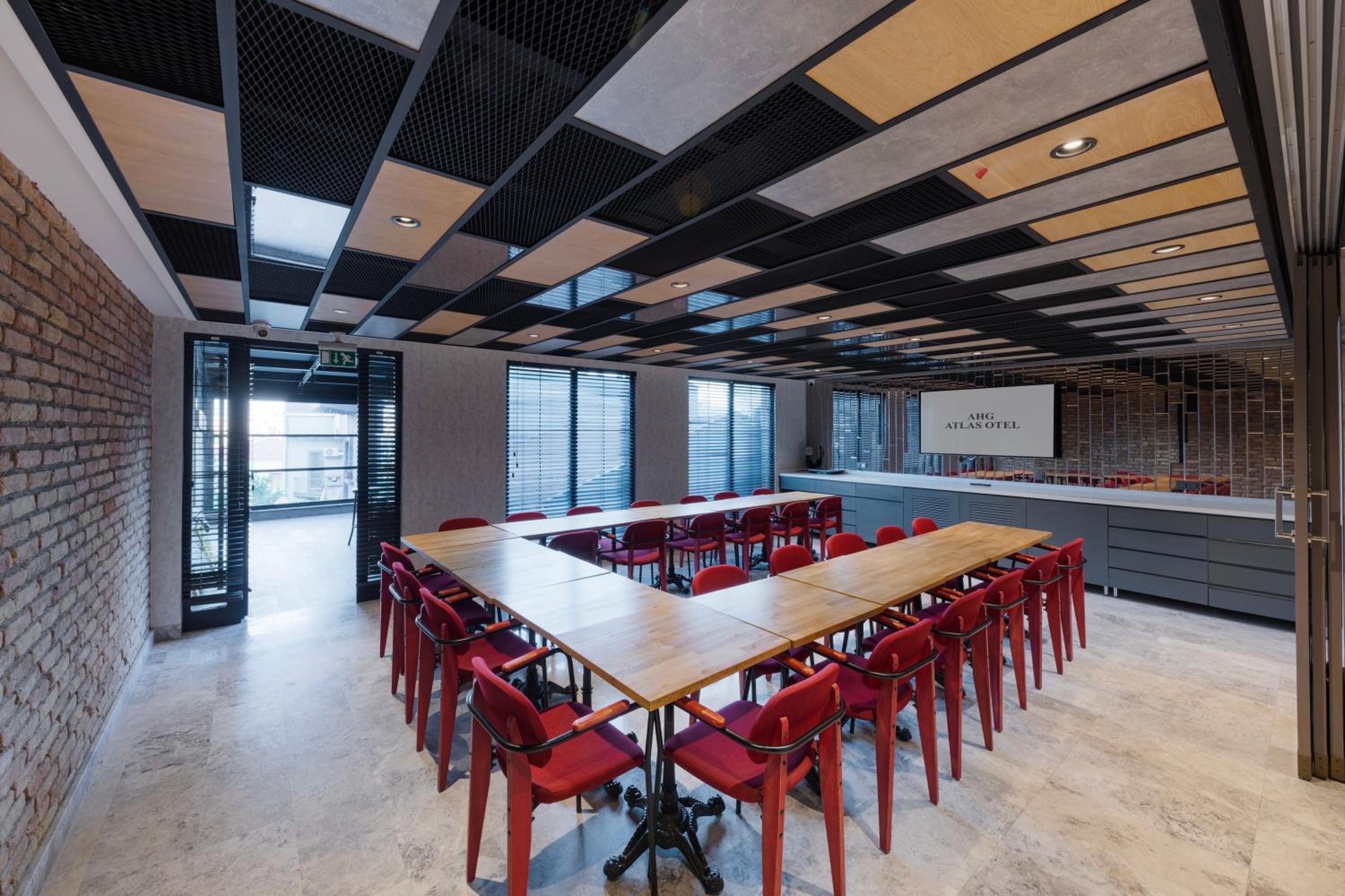 AHG Atlas Otel Taksim - Image 8