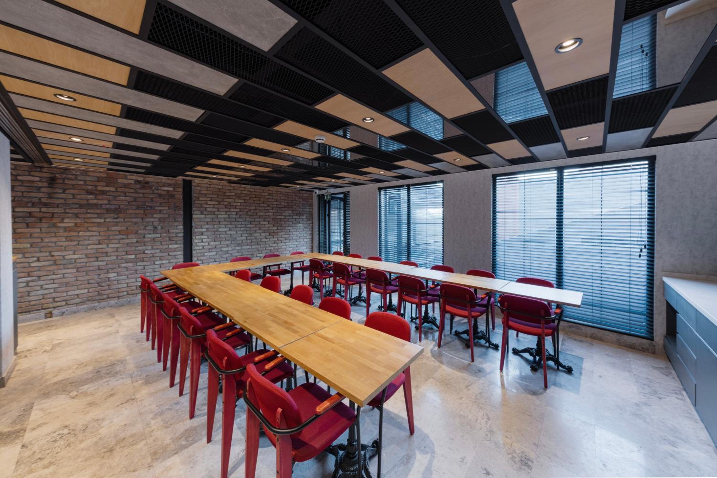 AHG Atlas Otel Taksim - Image 31