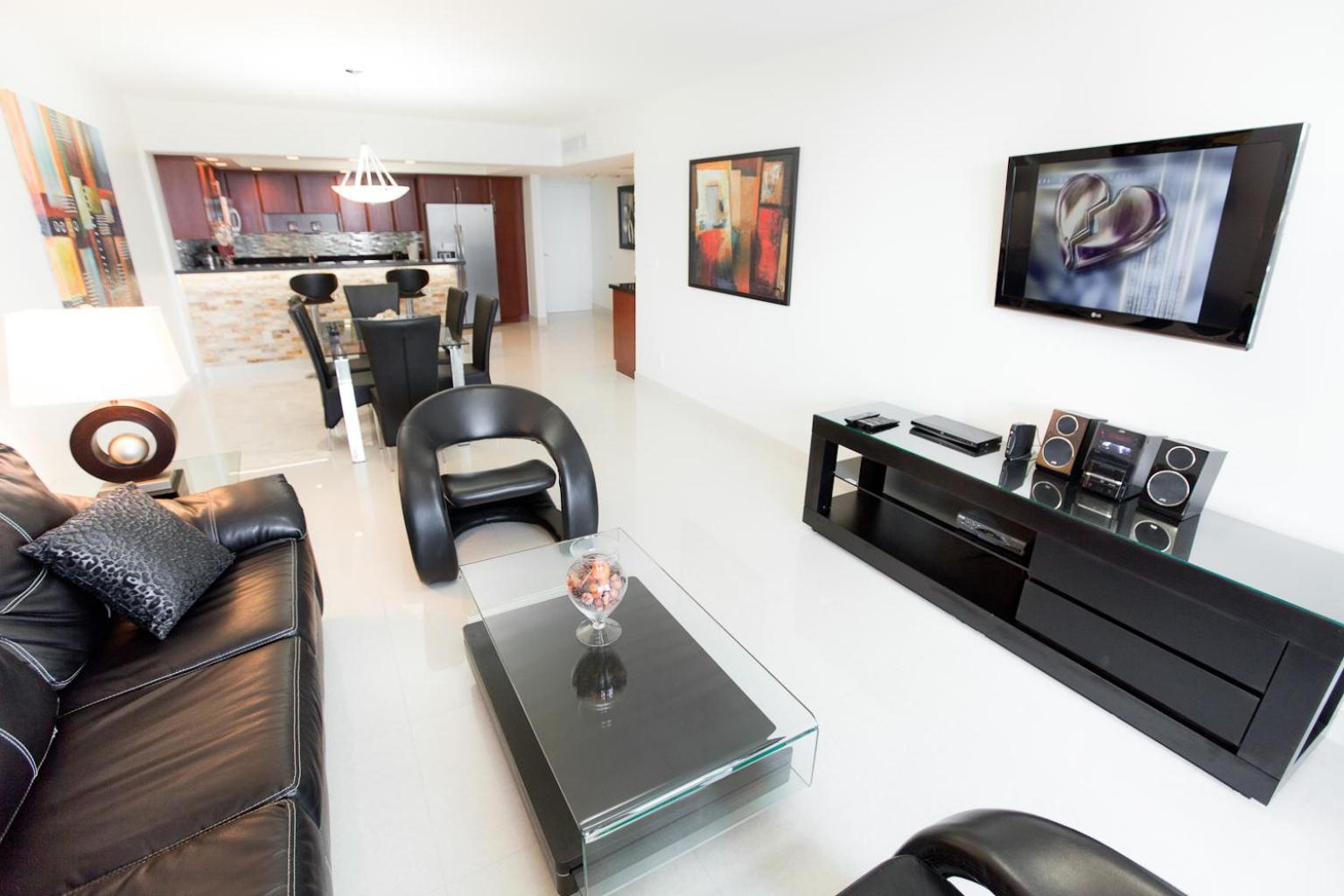 Ocean Reserve Condo by FlatsAway