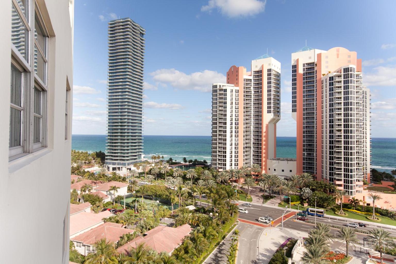 Ocean Reserve Condo by FlatsAway