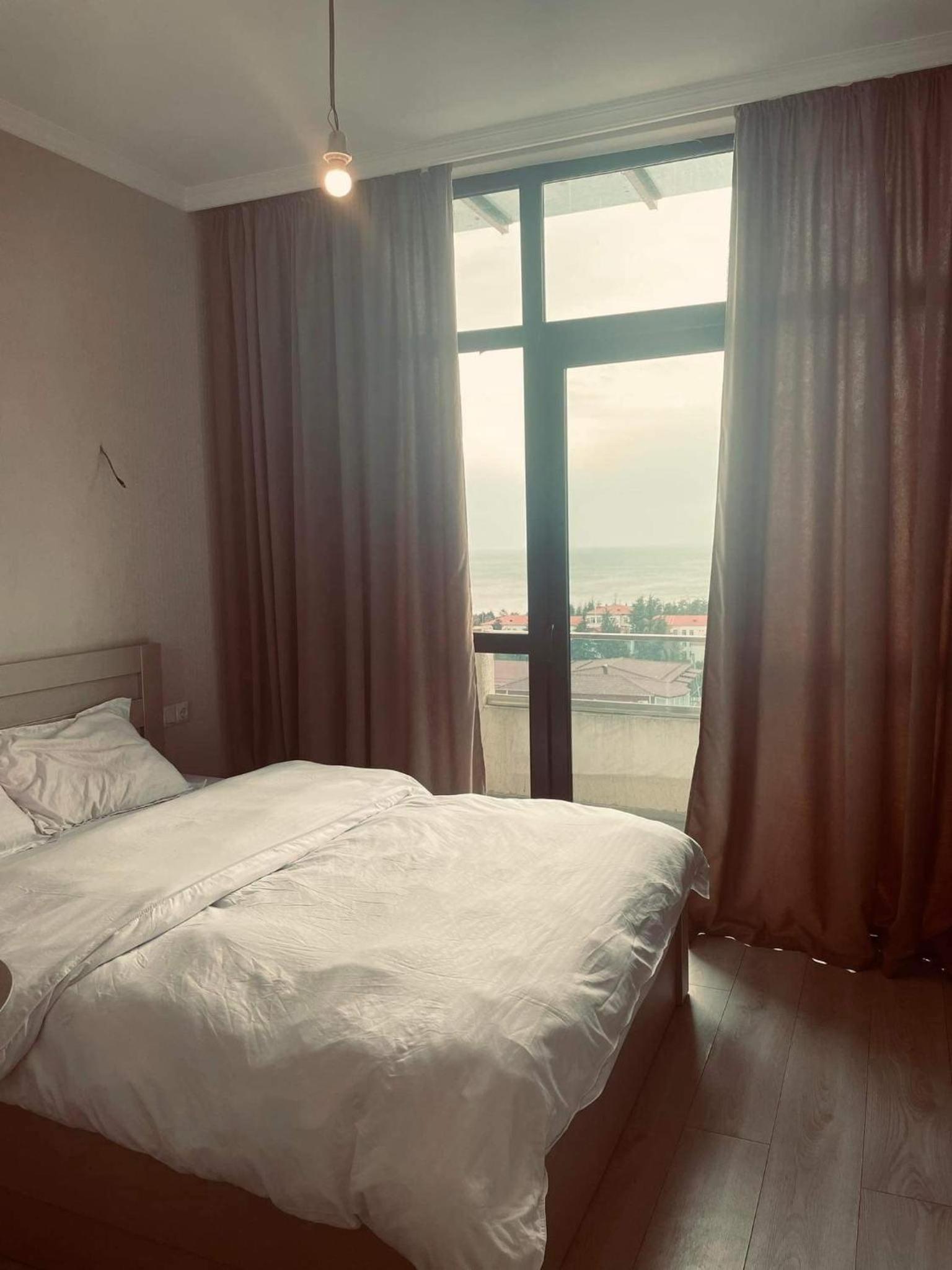 lika's crib view 2