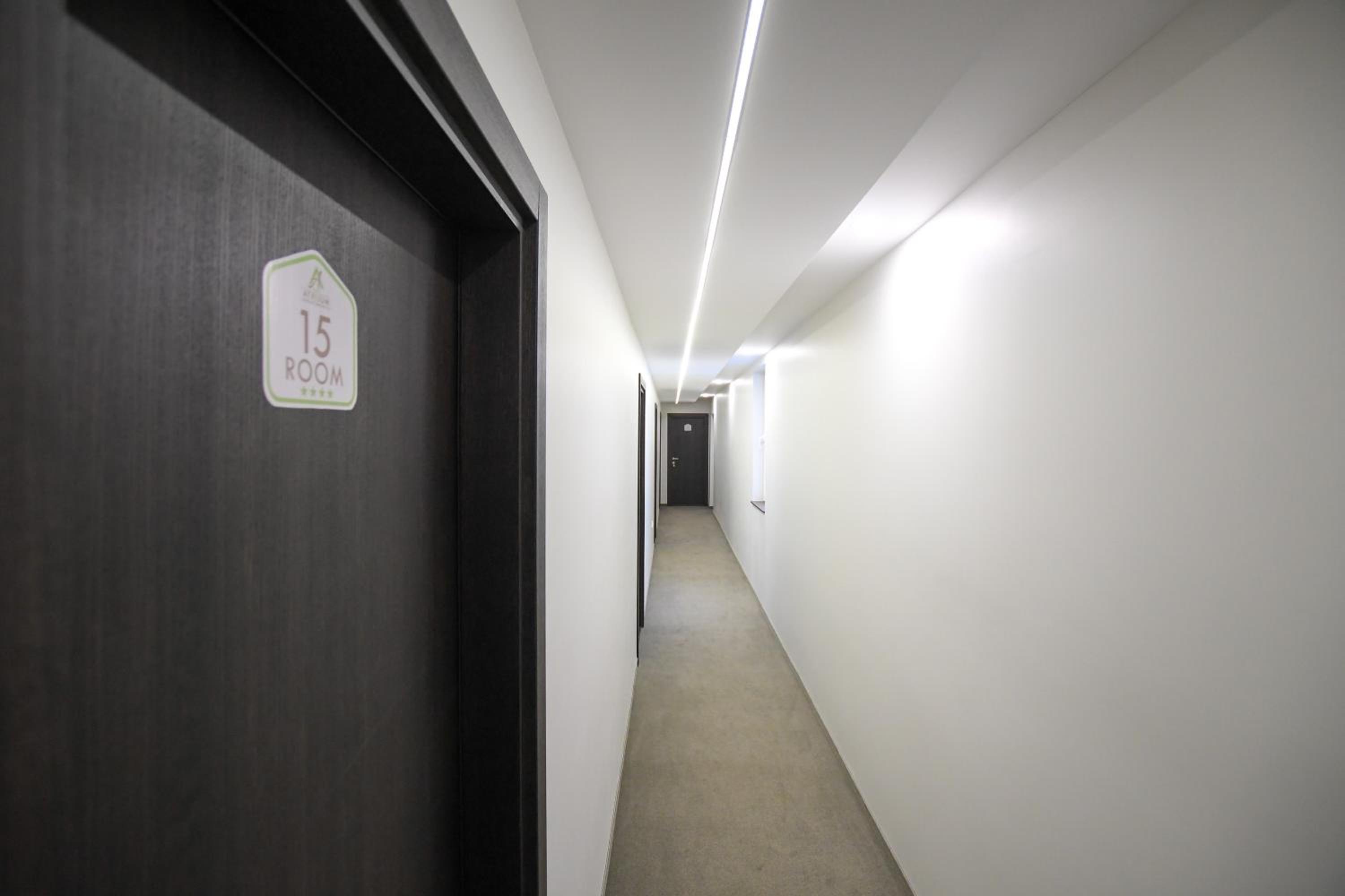 Atrijum Apartments and Rooms