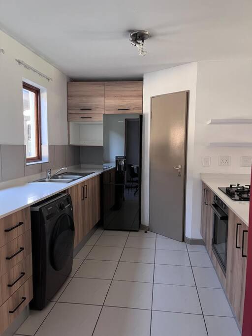 Iyana Place view 5