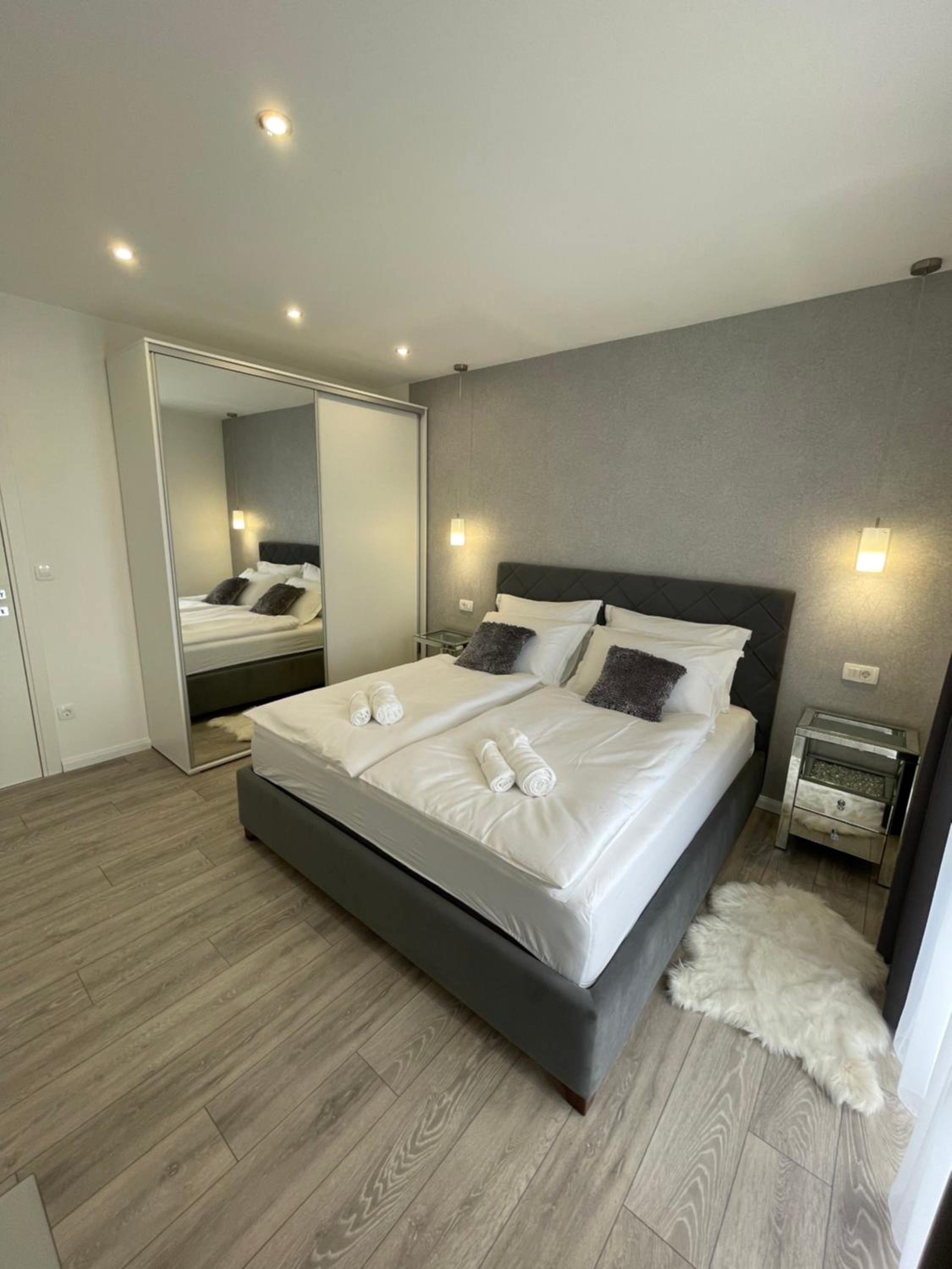 J&D luxury apartment view 4