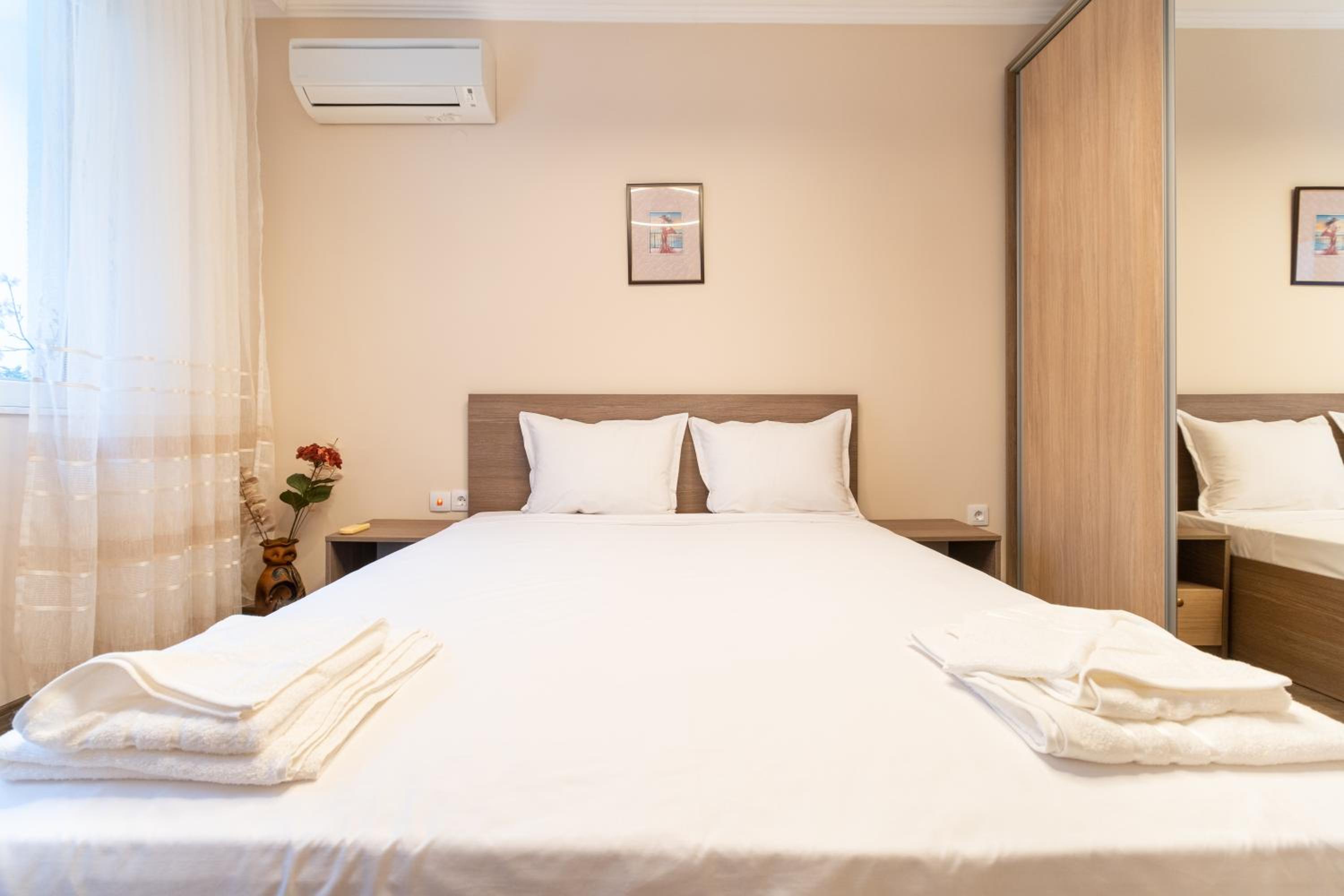 Heart of the City 2-Bedroom Apartment