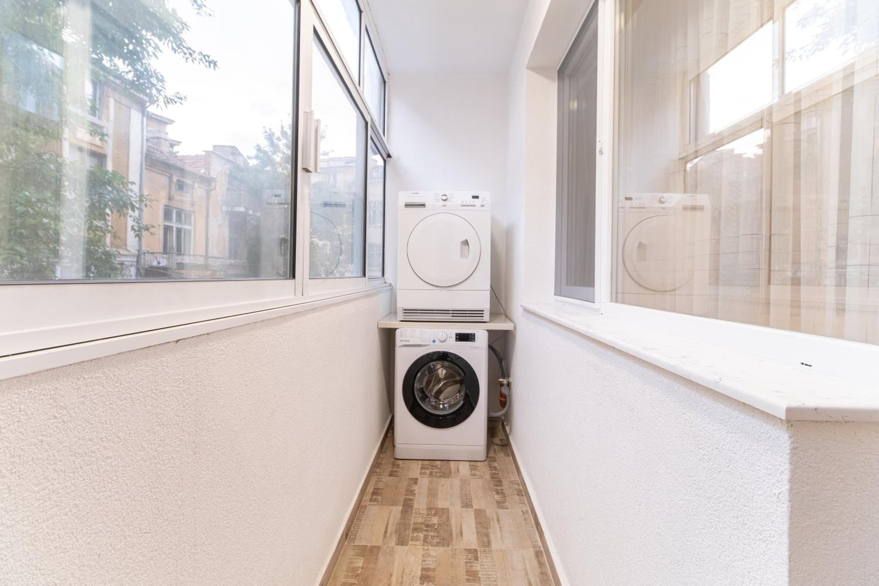 Heart of the City 2-Bedroom Apartment
