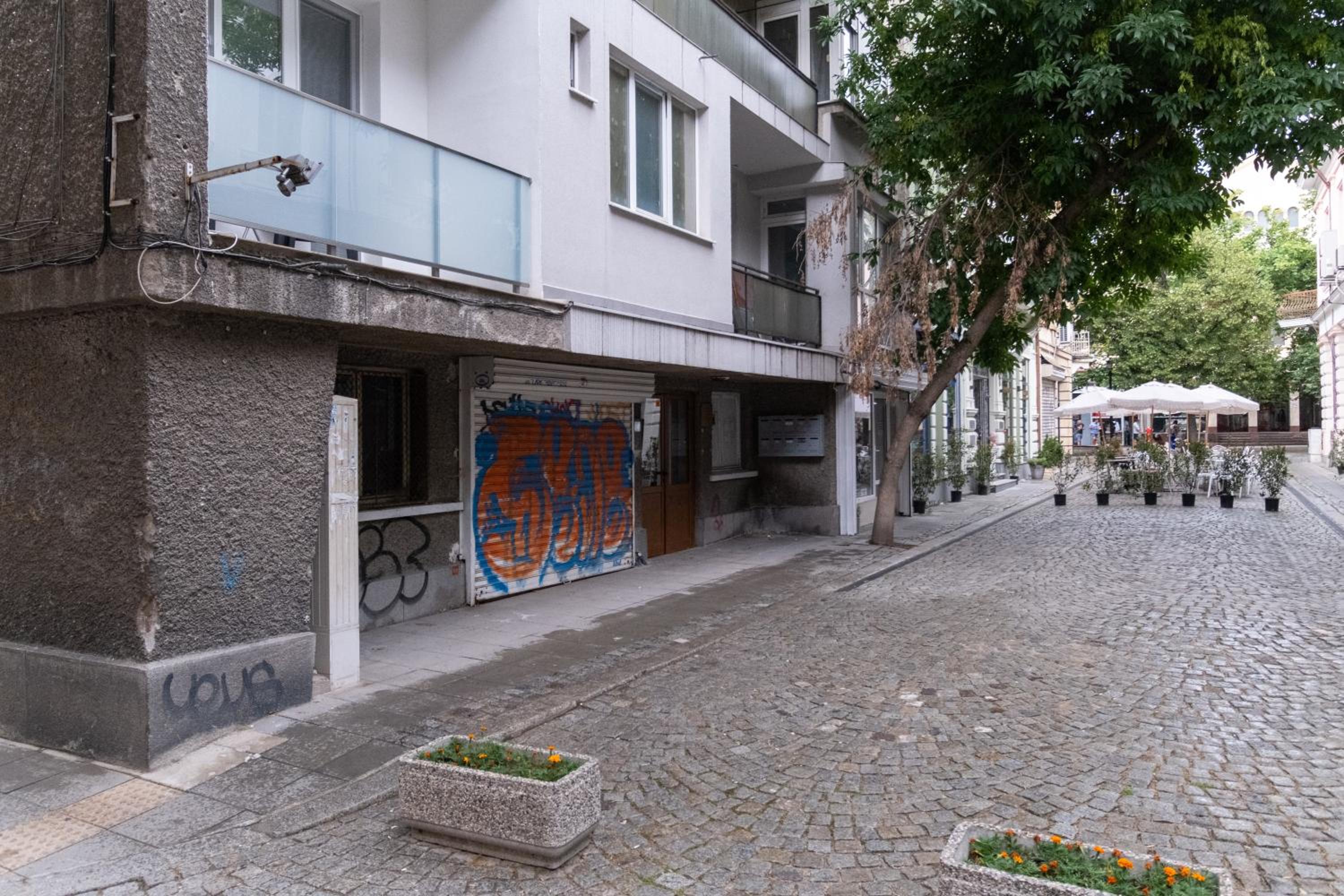Heart of the City 2-Bedroom Apartment