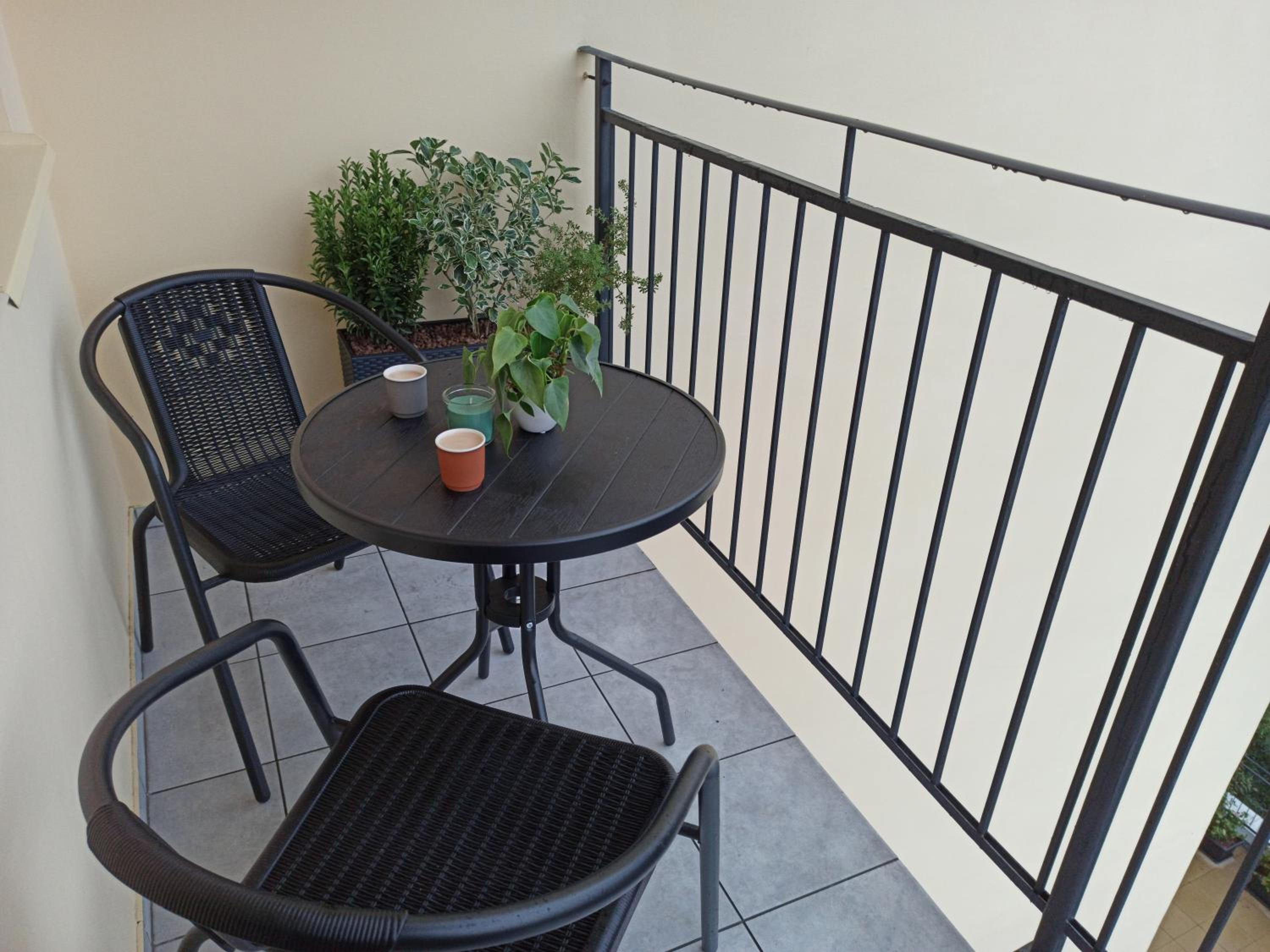 New modern-style apartment with balcony in the Prague 2