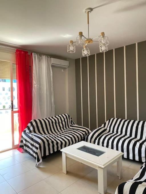 Lovely Seaview Apartment