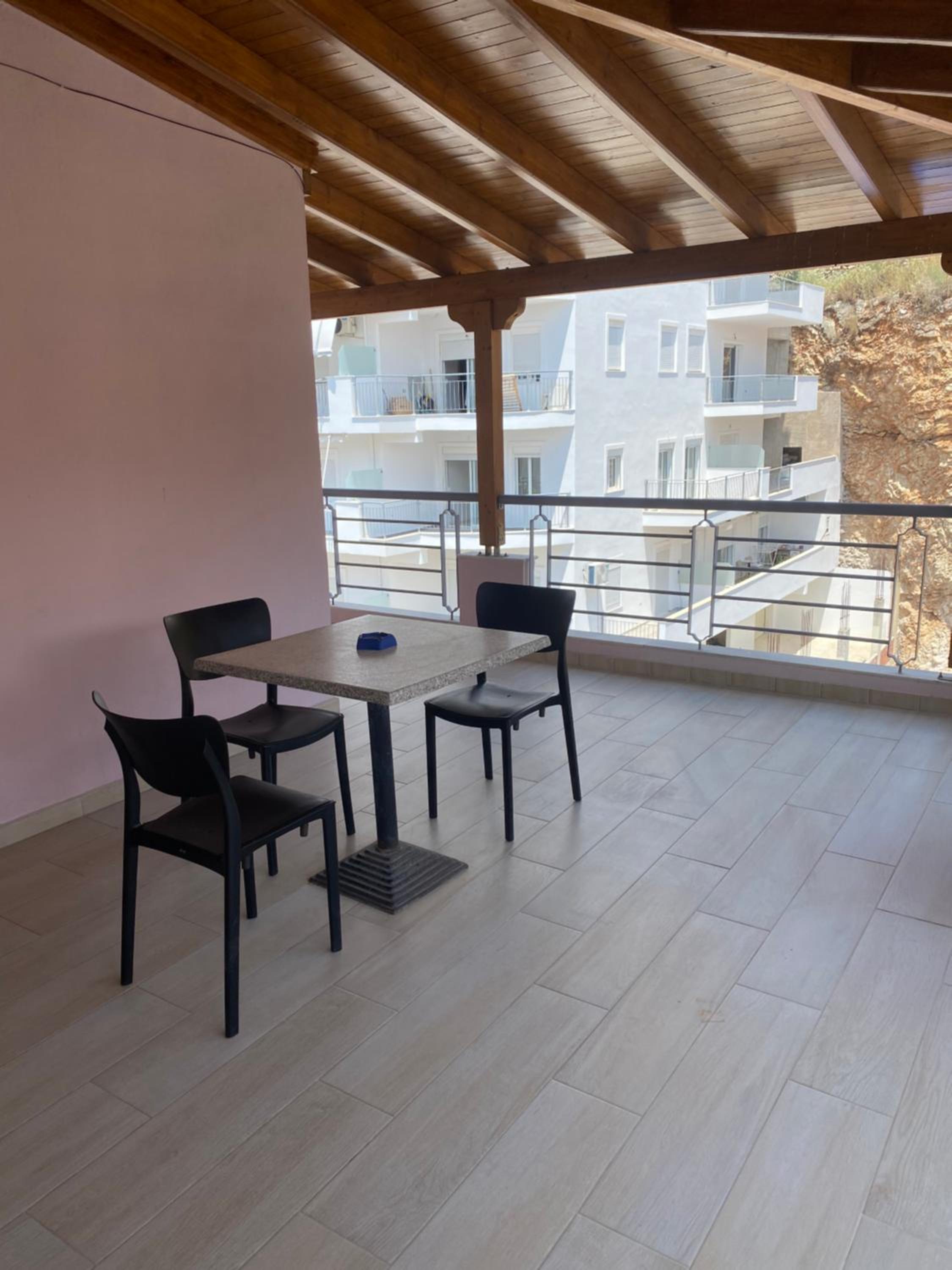 Blue Breeze Attic Apartments