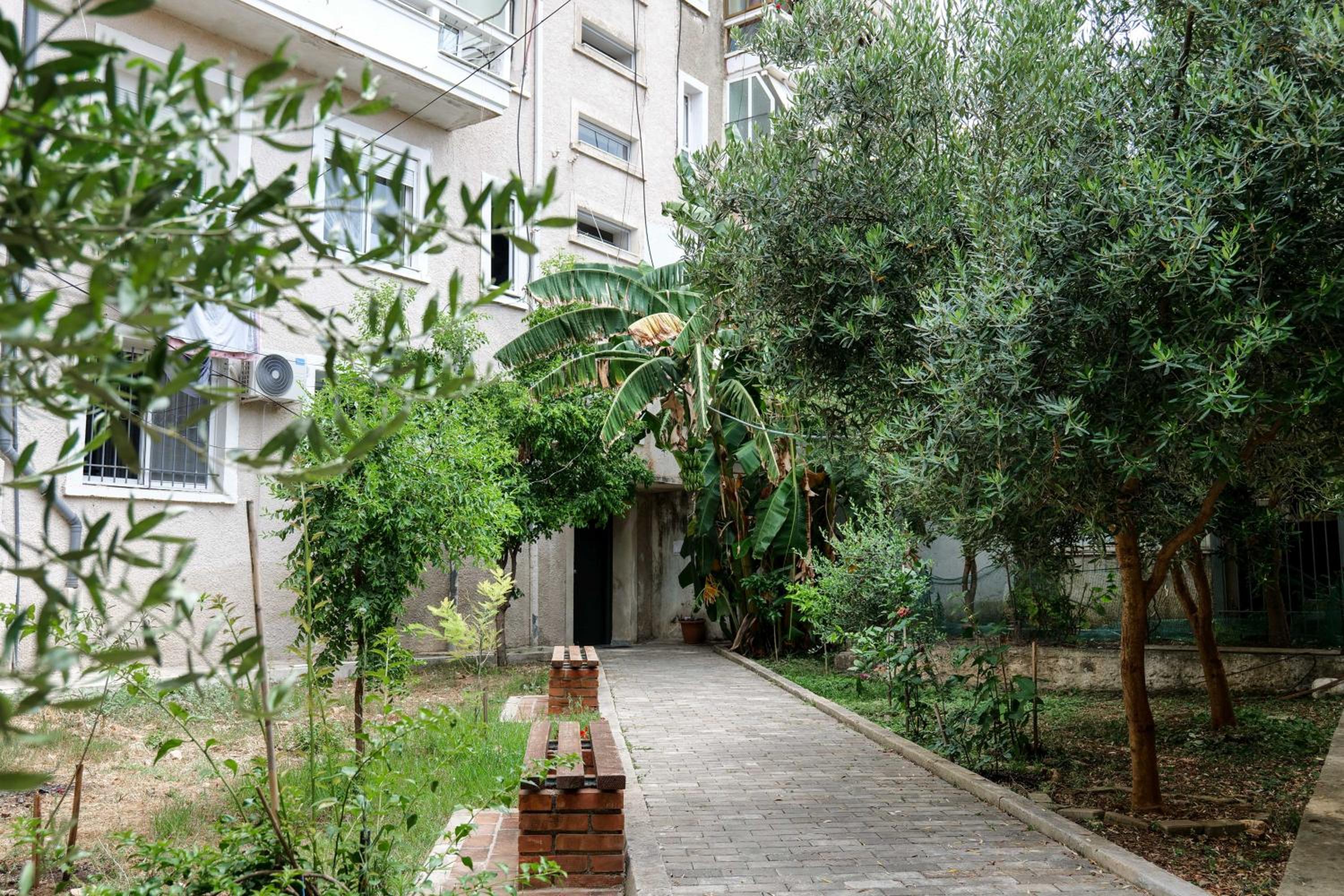 Thimios Rooms