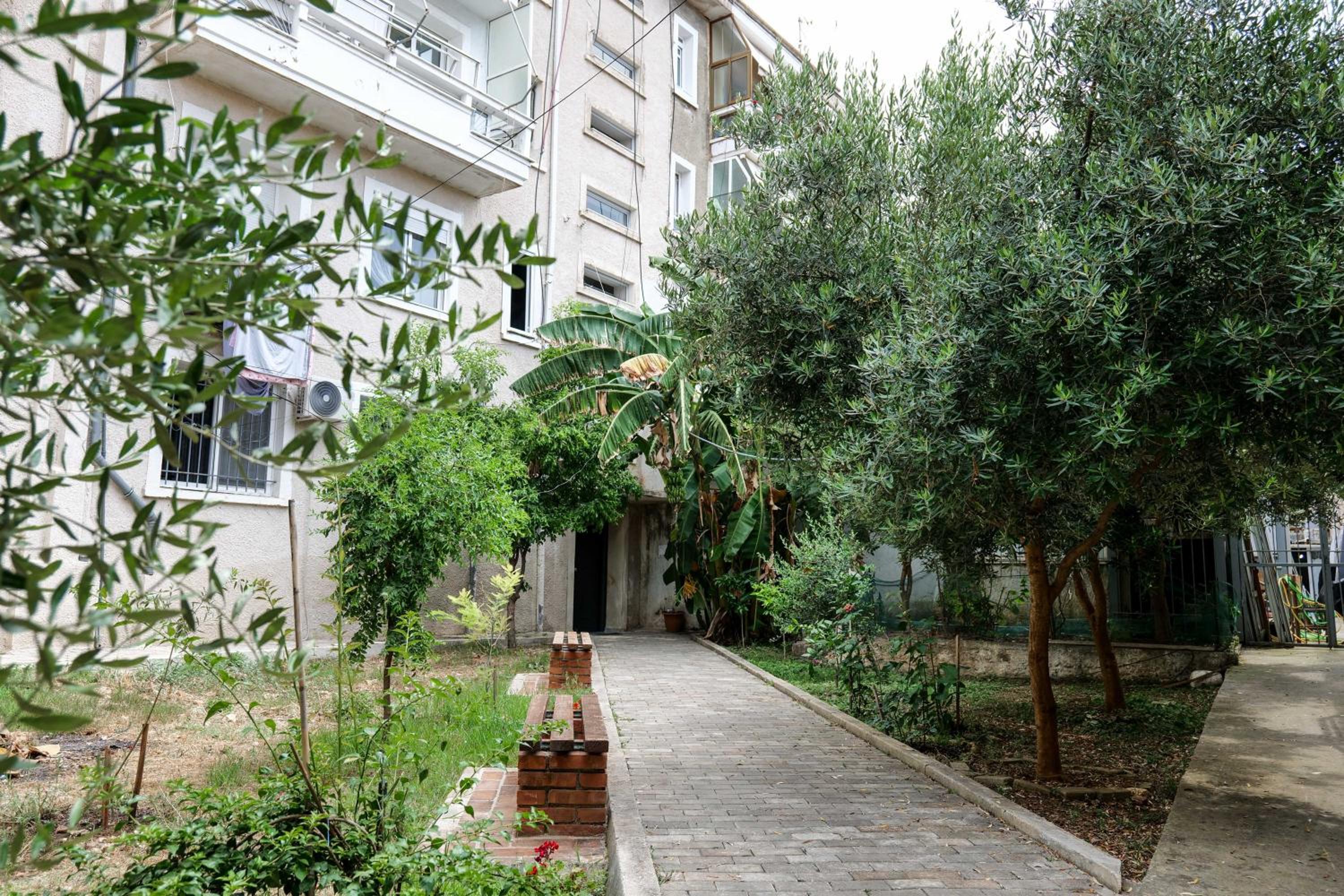 Thimios Rooms