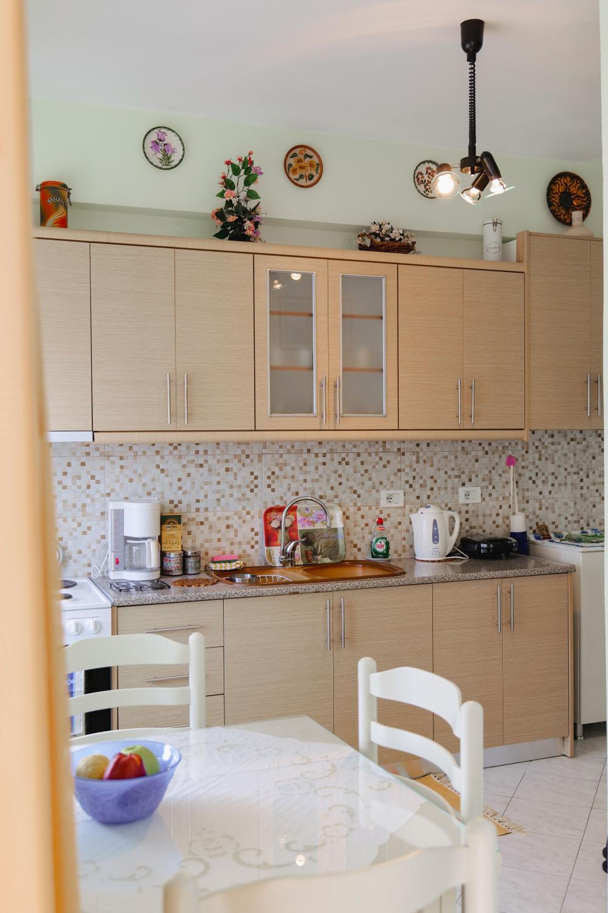 Thimios Rooms