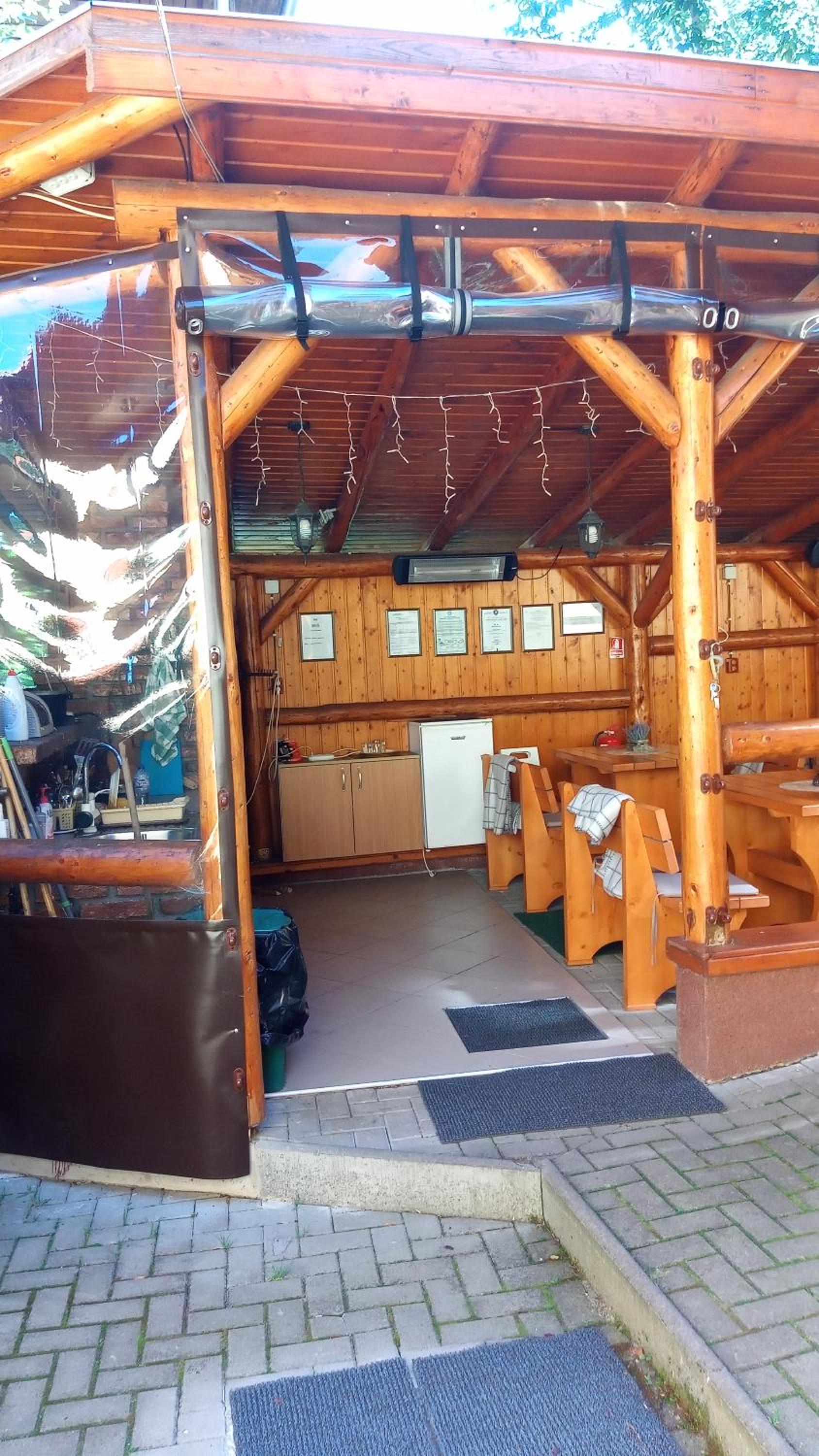 Photo 13