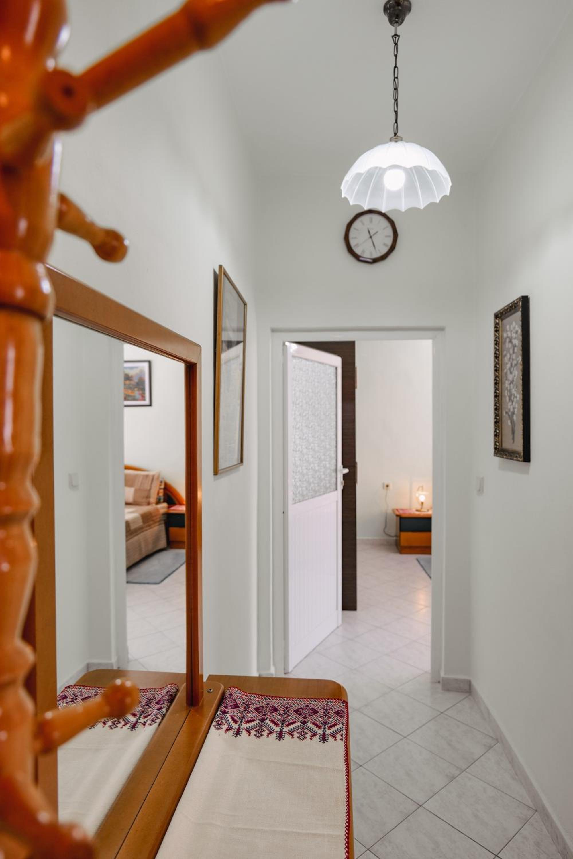 Thimios Rooms