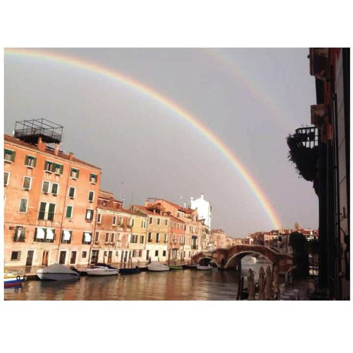 La Casetta Rosa - Vista sul canale
