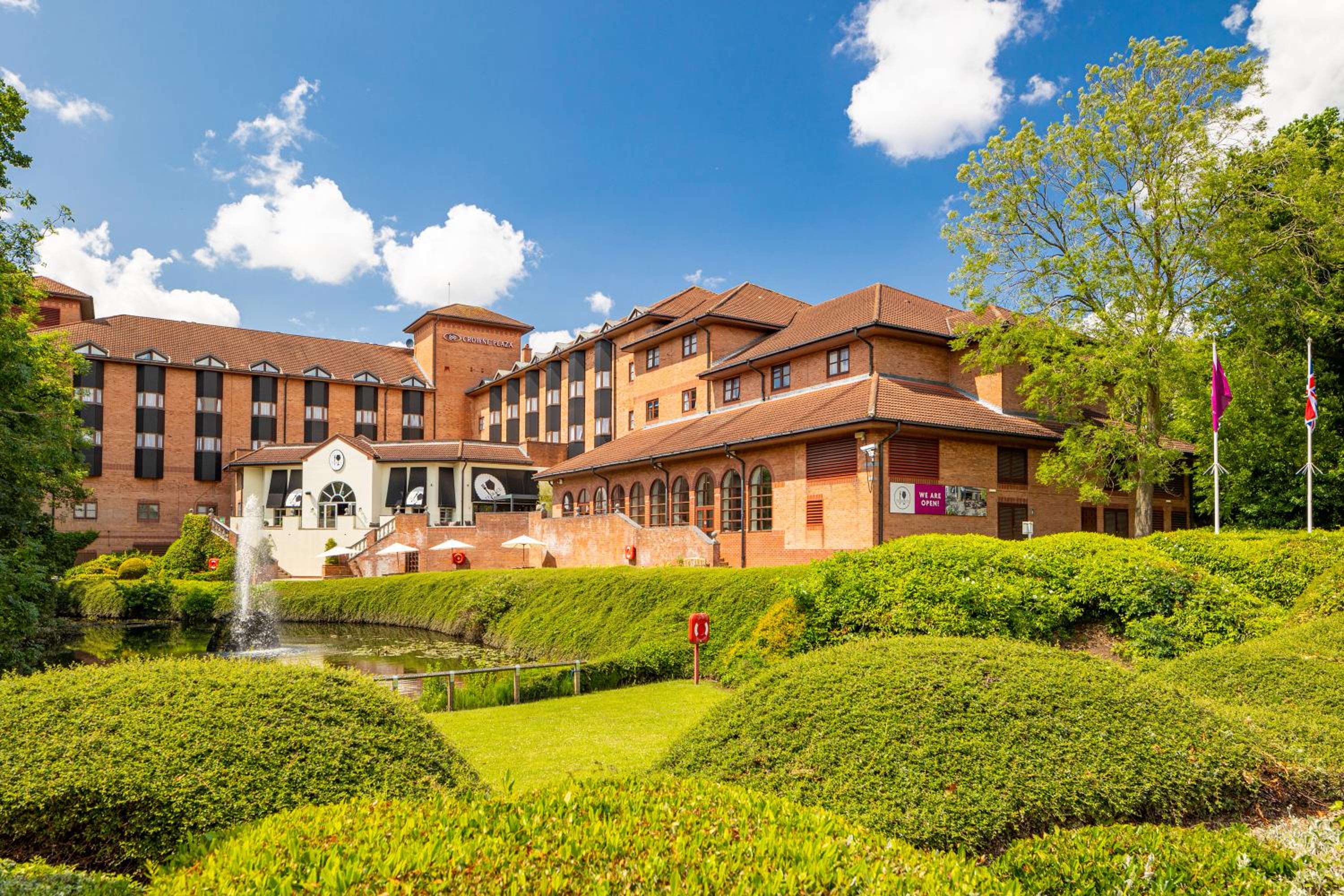 Solihull Vacations - Crowne Plaza Solihull, an IHG Hotel - Property Image 1