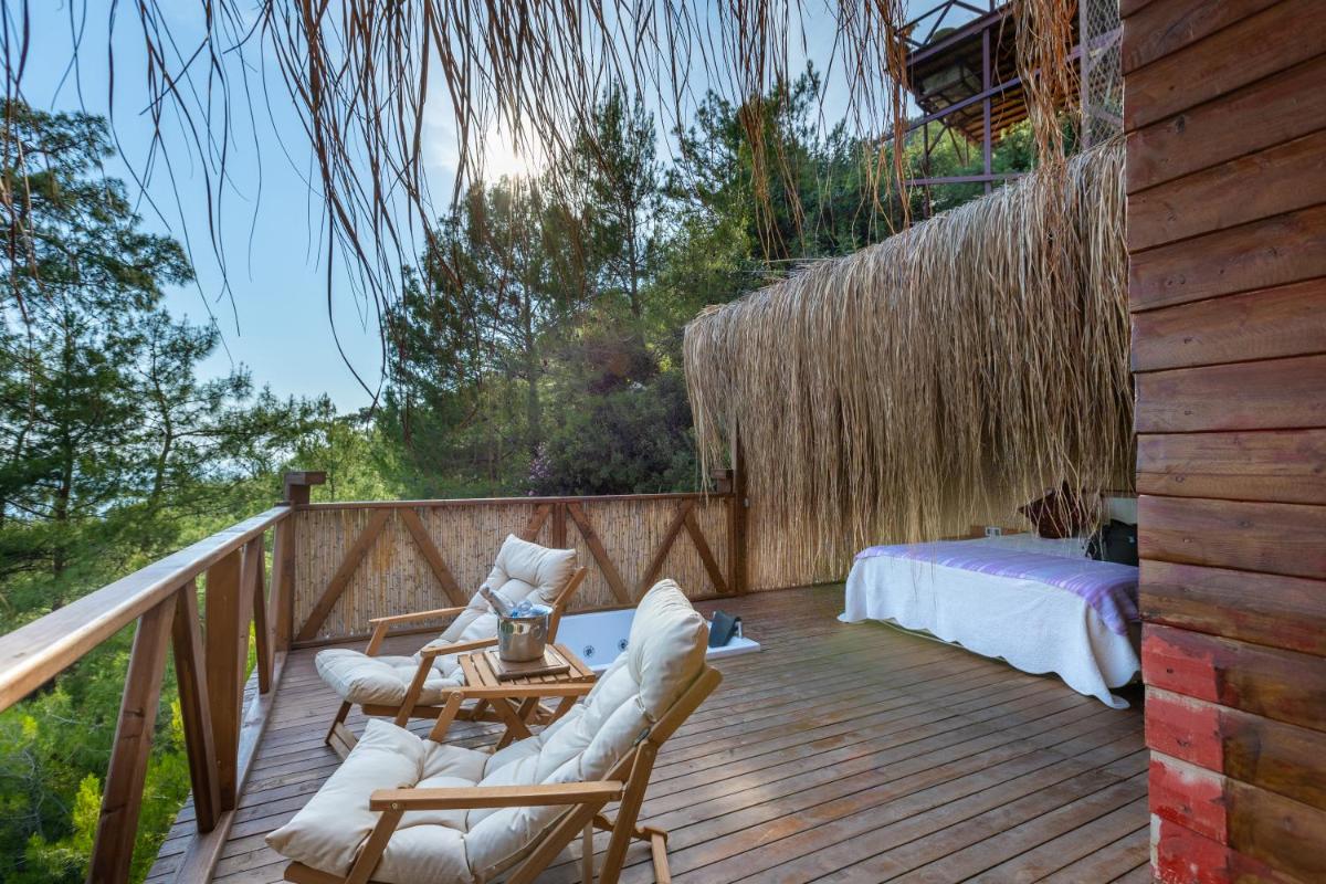 outdoor BBQ area