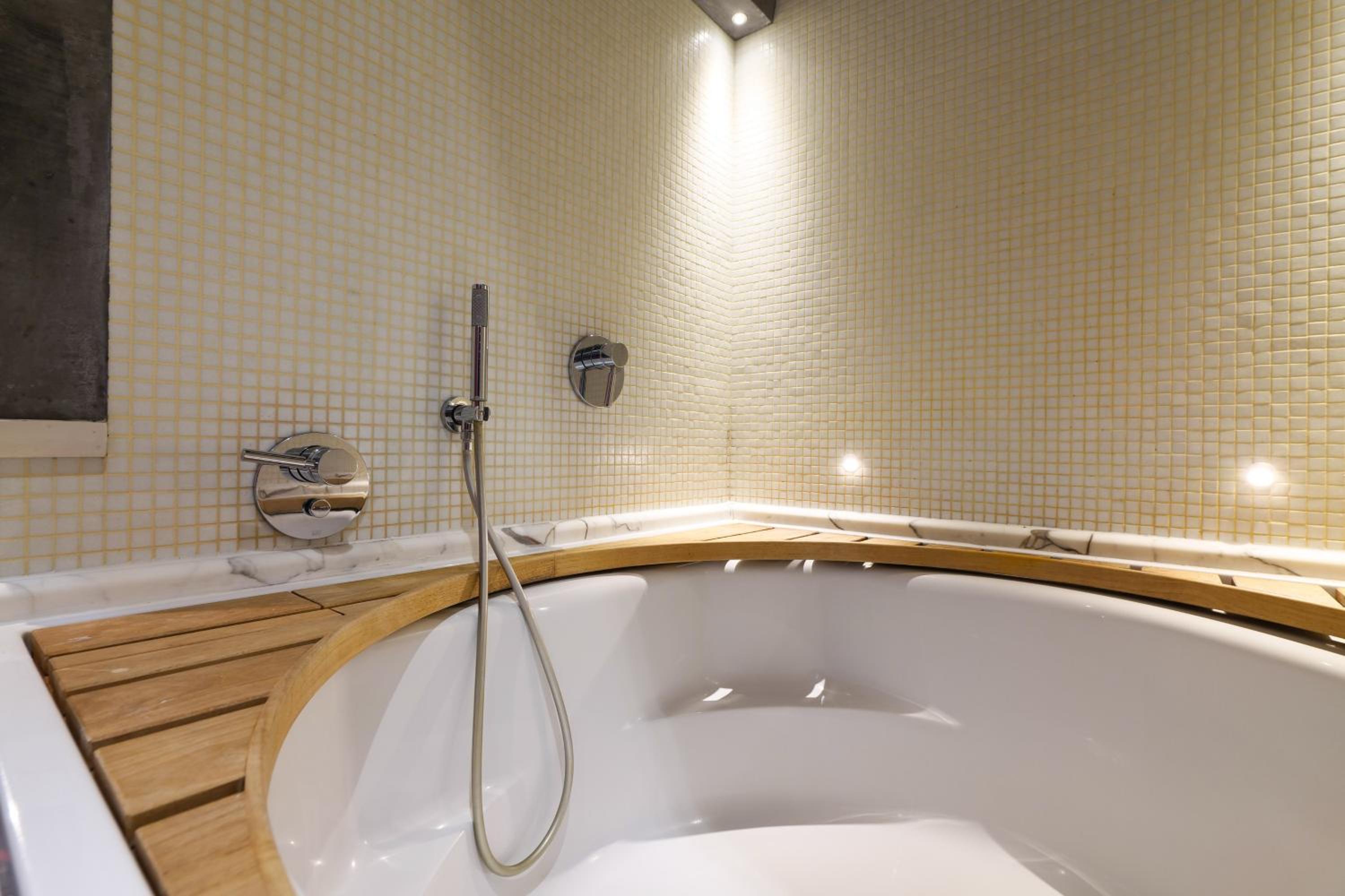 Prestige Boutique Aparthotel - Montenapoleone